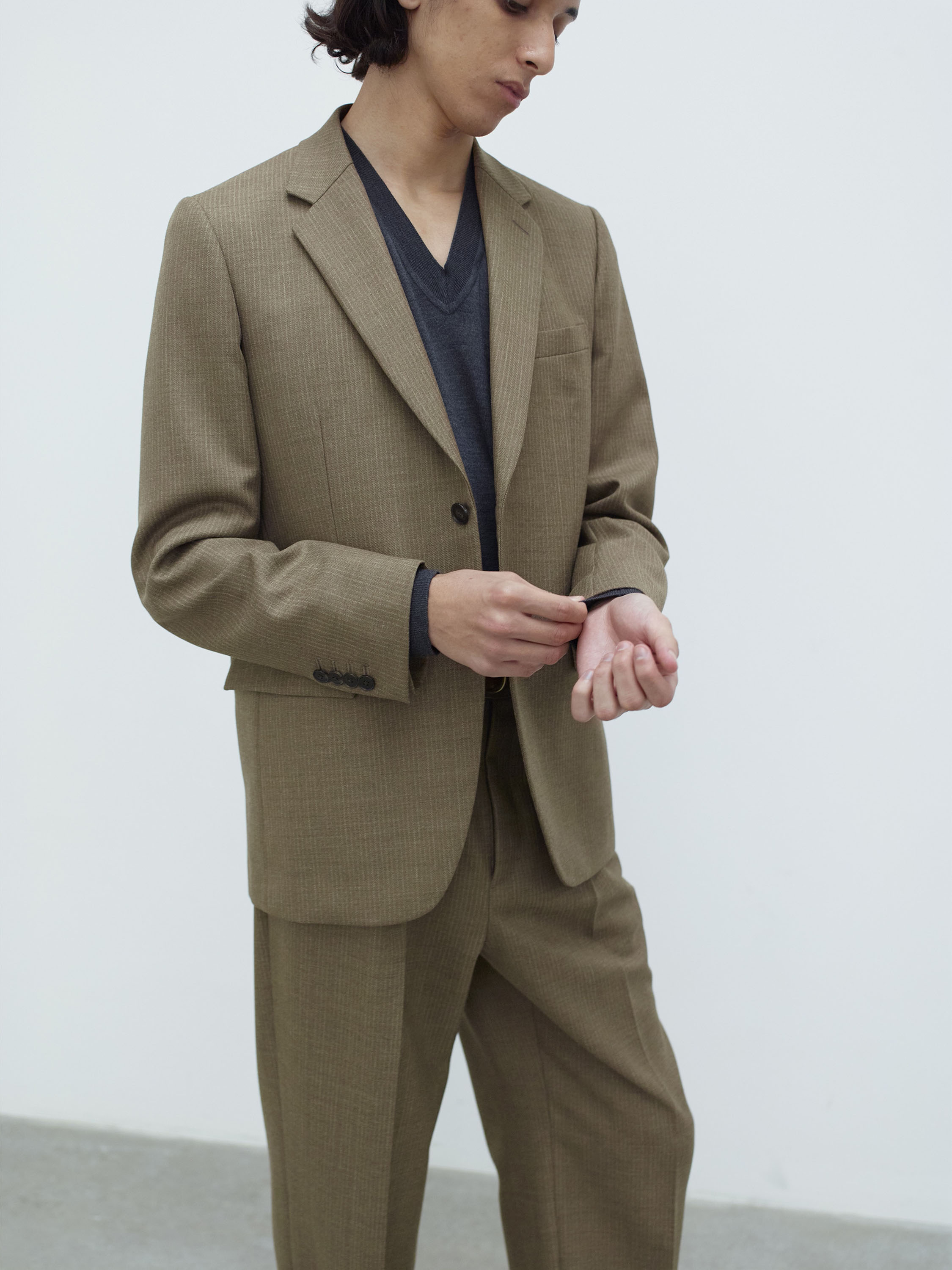 スーツ AURALEE bluefaced wool dobby stripe 22AW SPORTIVO [Bluefaced wool dobby over jacket charcoal]