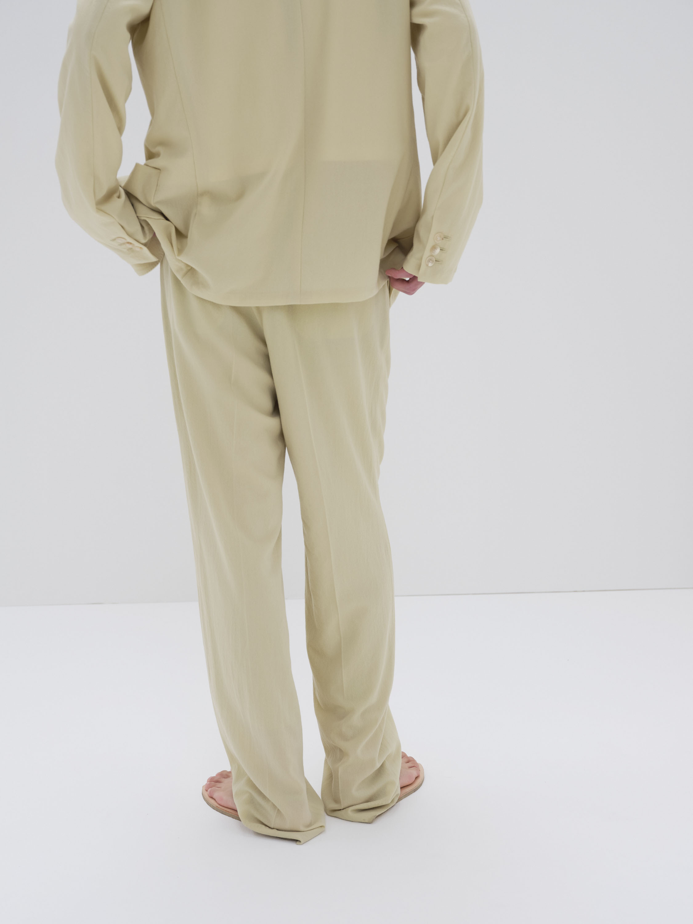 HARD TWIST WOOL VIYELLA SLACKS - AURALEE Official Website