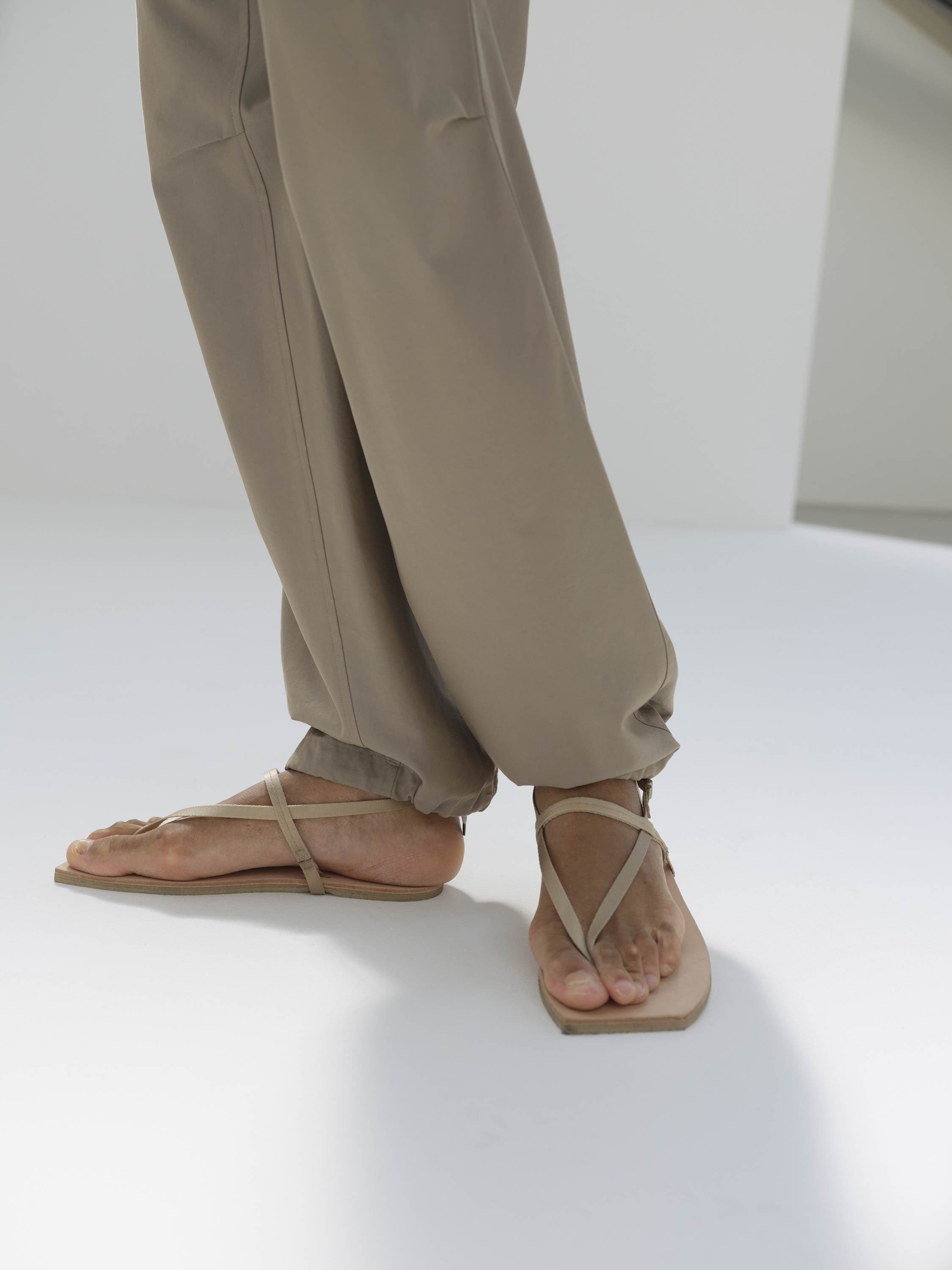 BELTED LEATHER SANDALS MADE BY FOOT THE COACHER 詳細画像 NATURAL BEIGE 1