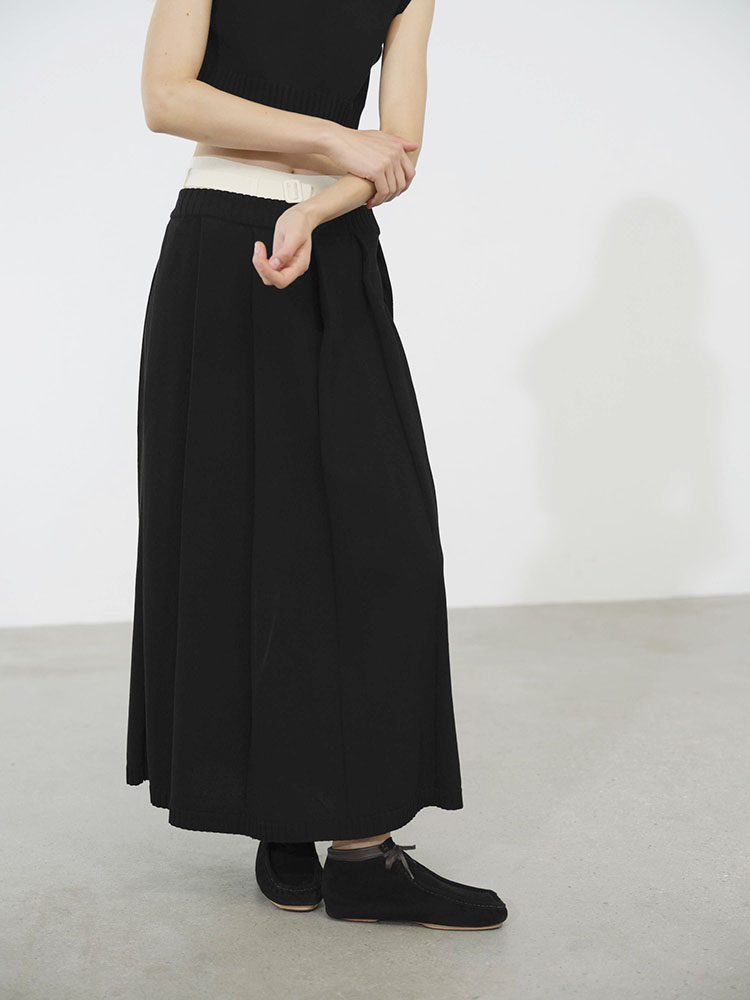 DRY COTTON KNIT PLEATED SKIRT