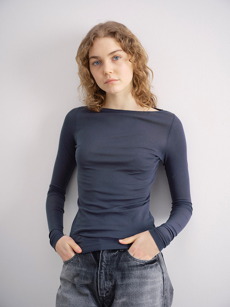 HIGH GAUGE SHEER RIB BOAT NECK L/S TEE - AURALEE Official Website