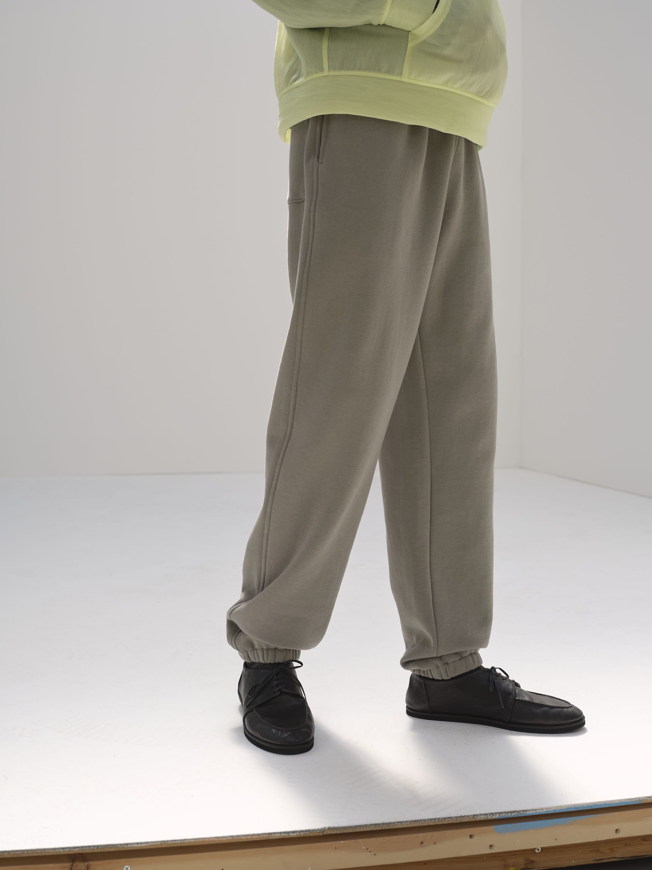 SMOOTH SOFT SWEAT PANTS 詳細画像 OLIVE BROWN 3