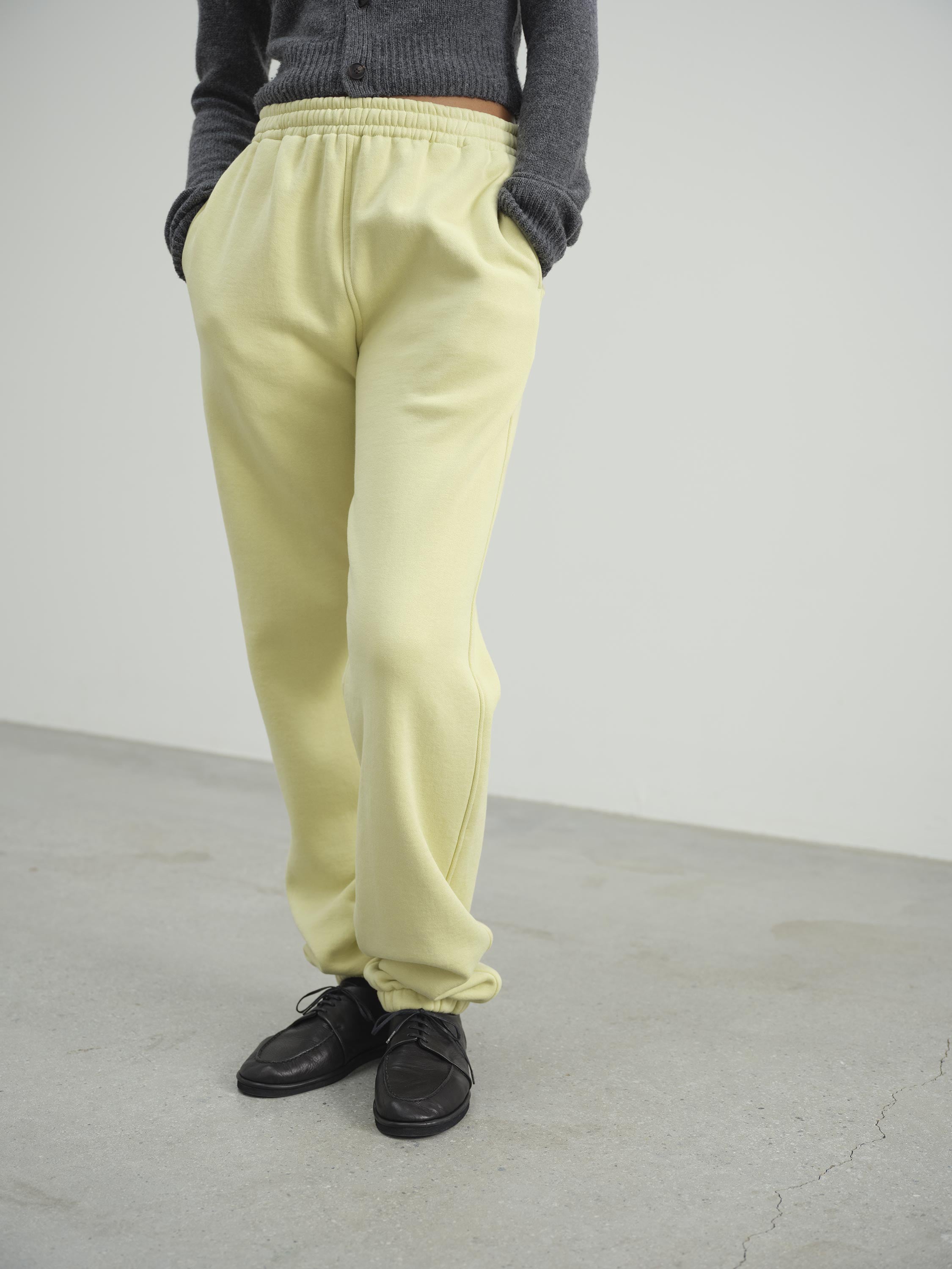 SMOOTH SOFT SWEAT PANTS 詳細画像 LIGHT LIME 1