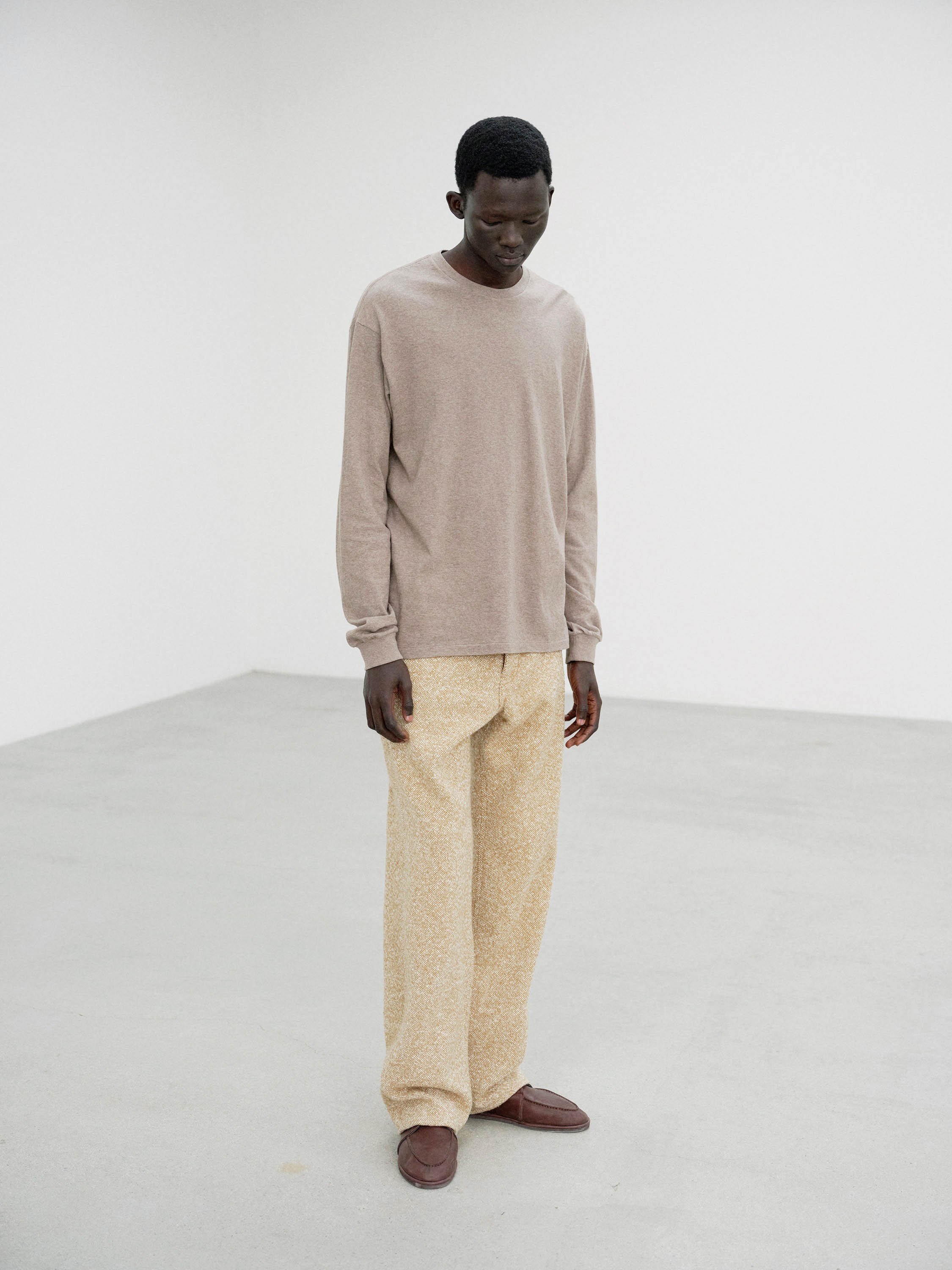SEAMLESS L/S TEE 詳細画像 TOP BROWN 1
