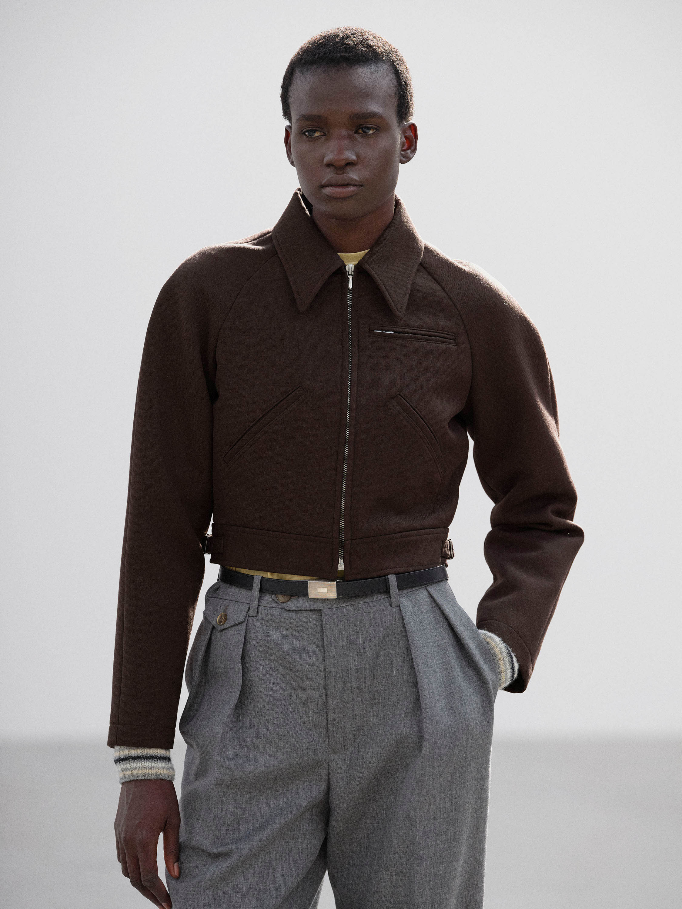 TWISTED DOUBLE CLOTH CROPPED ZIP BLOUSON 詳細画像 DARK BROWN 1