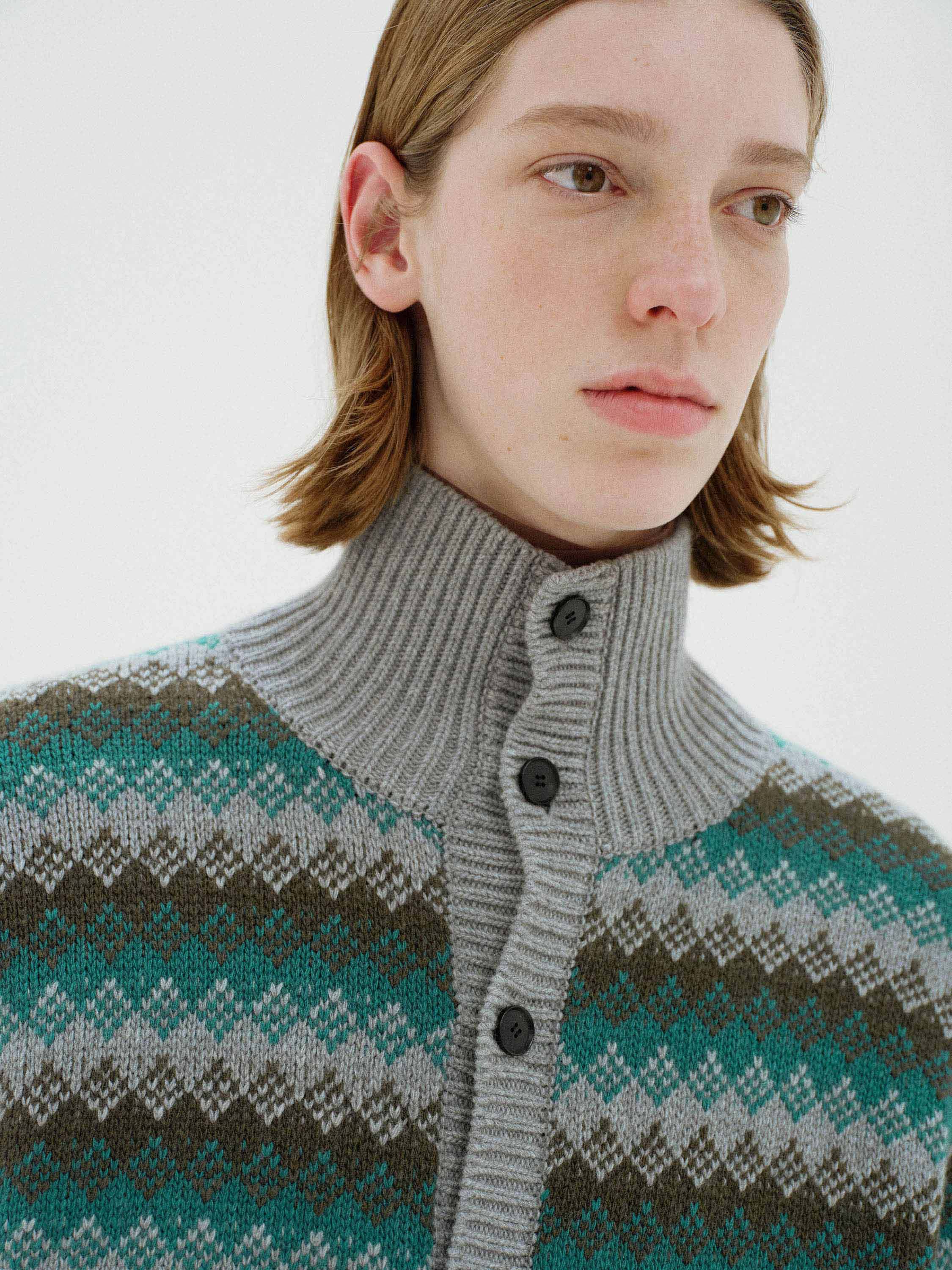 CASHMERE JACQUARD KNIT HIGH-NECK CARDIGAN 詳細画像 GRAY GREEN 4