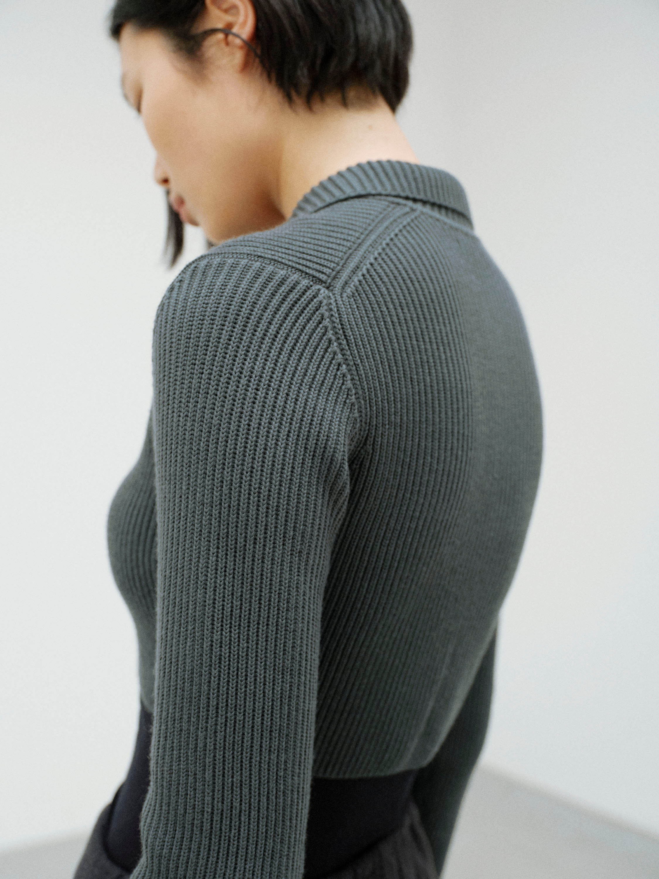 SUPER FINE WOOL SOFT RIB KNIT CROPPED SHIRT CARDIGAN 詳細画像 GRAY 3