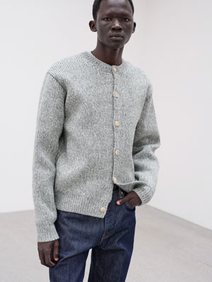 DOUBLE-FACED WOOL ALPACA LOW GAUGE KNIT CREW-NECK CARDIGAN