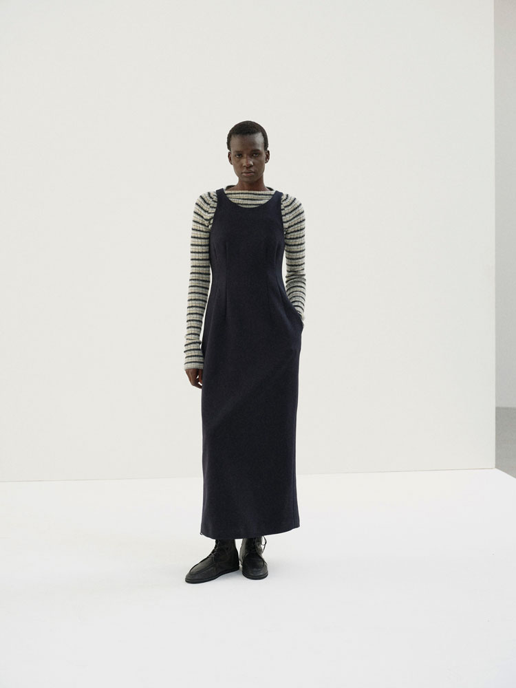 TENSE WOOL DOUBLE CLOTH SLEEVELESS DRESS