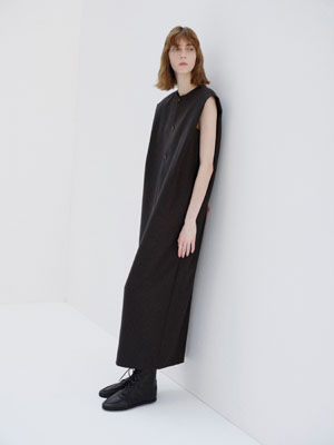 LIGHT MELTON SLEEVELESS DRESS