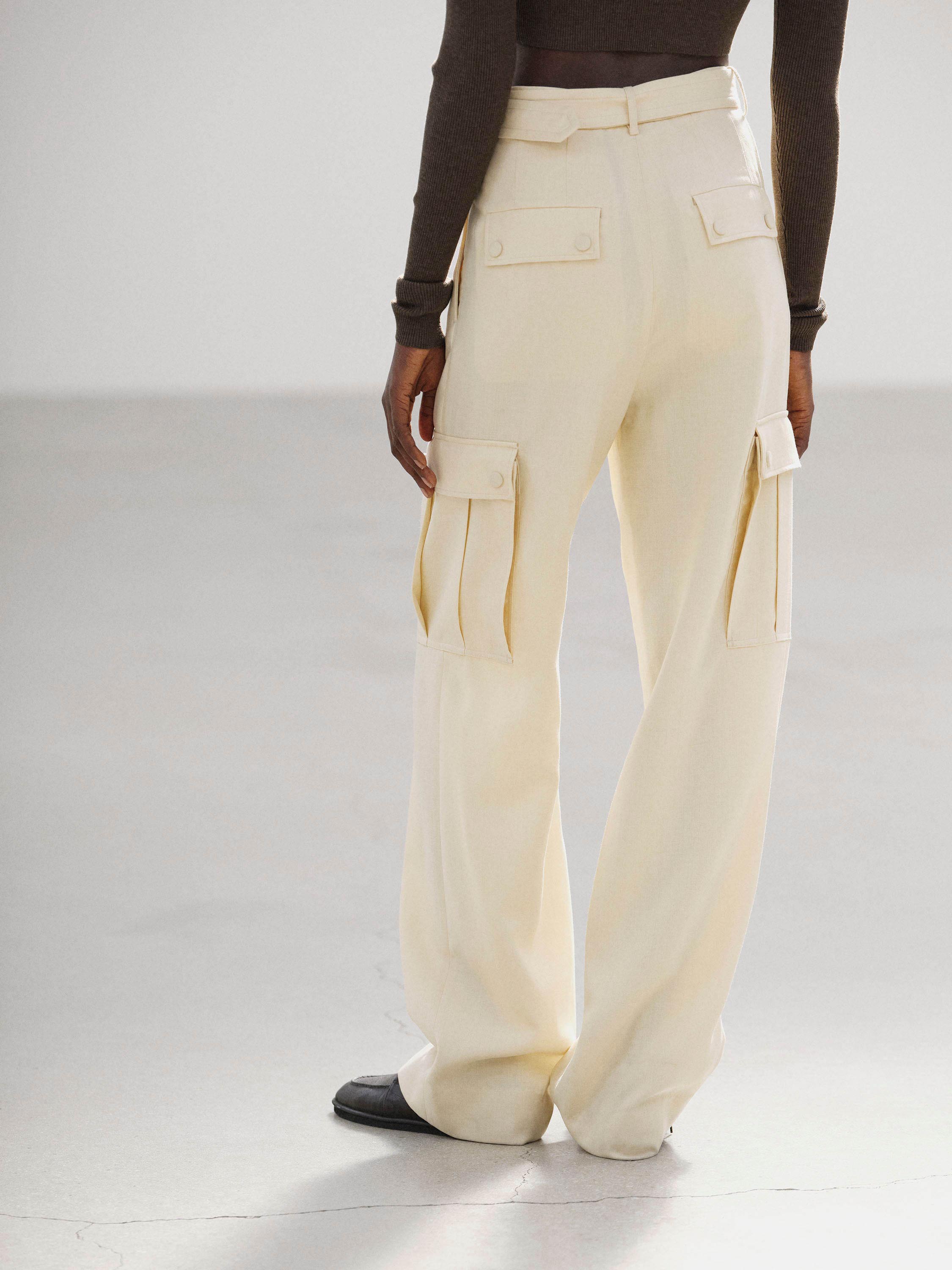 STRUCTURED WOOL DOUBLE CLOTH CARGO PANTS 詳細画像 TOP ECRU 3