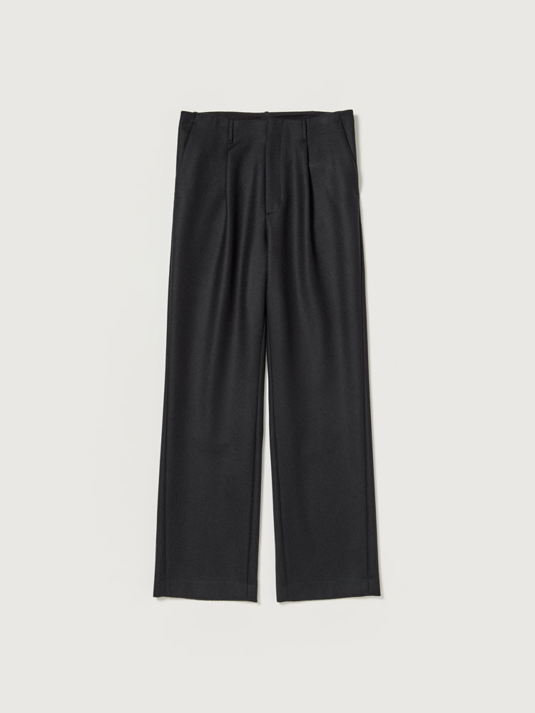 LIGHT MELTON ONE-TUCK SLACKS