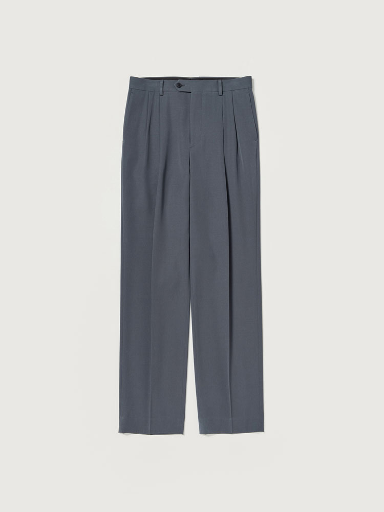 LIGHT WOOL MAX GABARDINE TWO-TUCK SLACKS