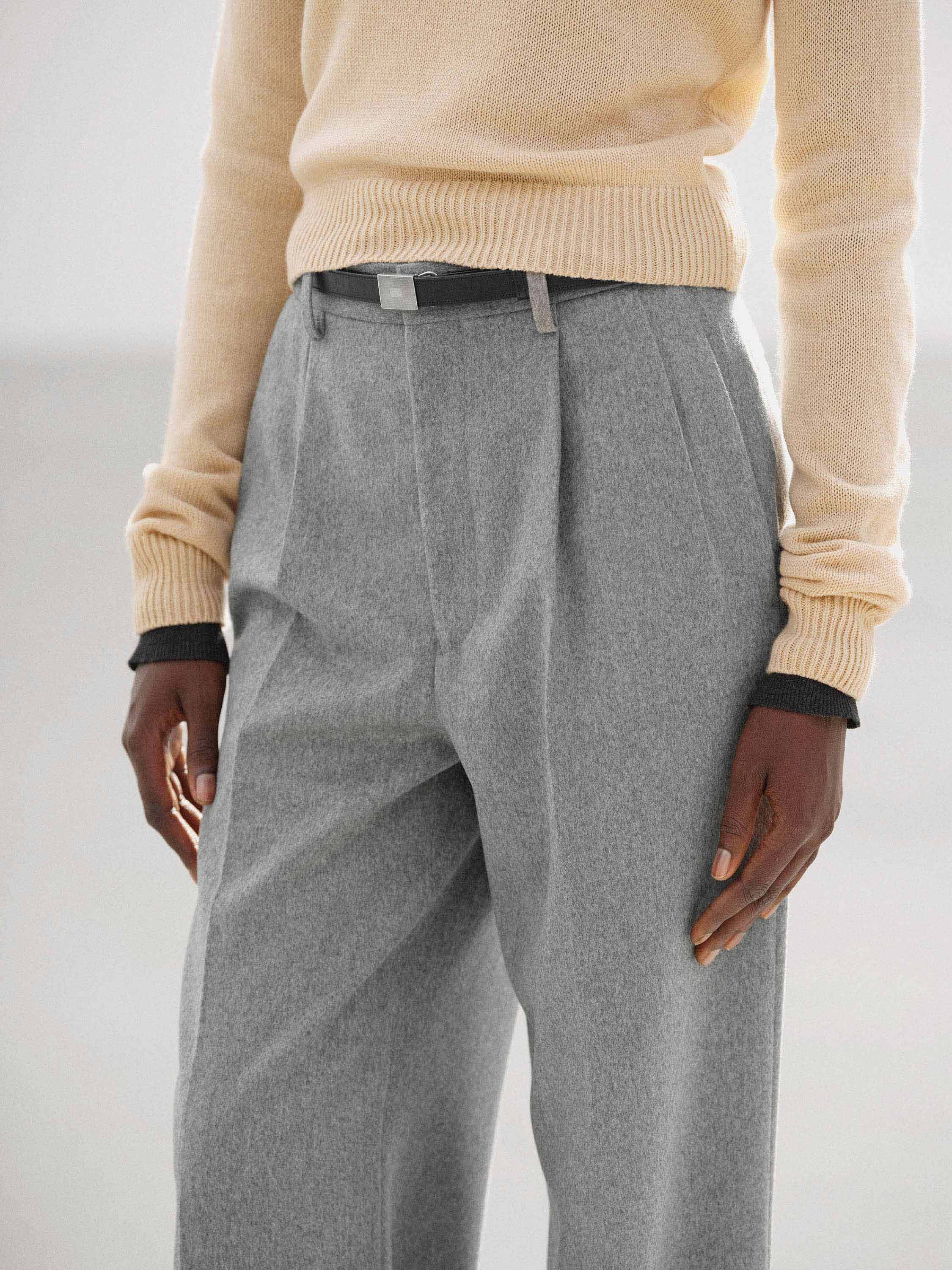 CASHMERE MOLESKIN TWO-TUCK SLACKS 詳細画像 TOP GRAY 3