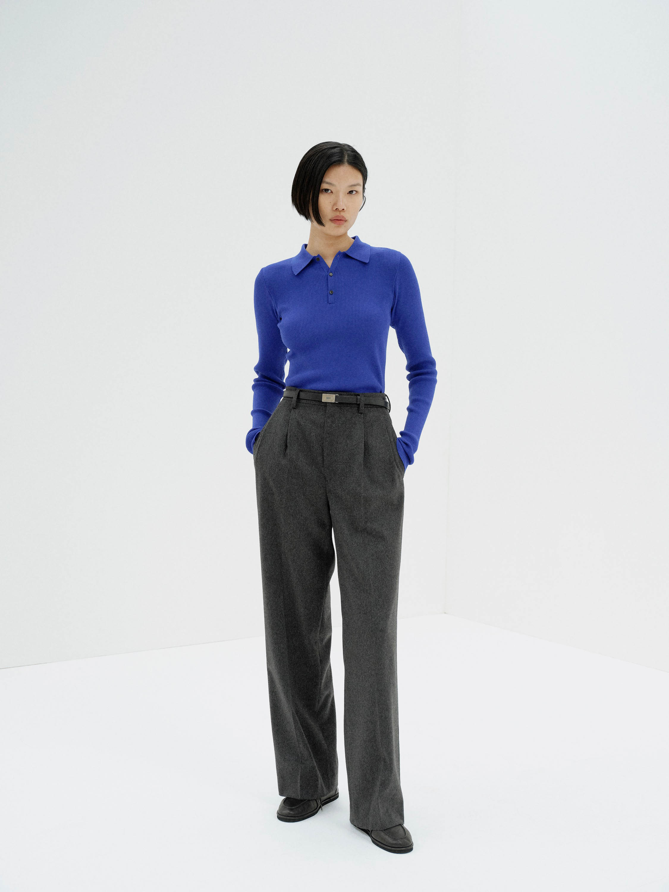 CASHMERE MOLESKIN TWO-TUCK SLACKS 詳細画像 TOP CHARCOAL 1