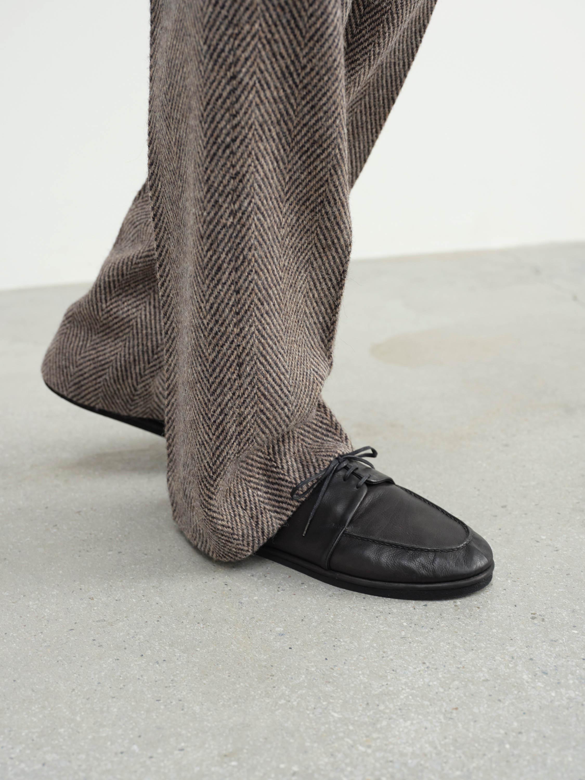LEATHER LACE-UP SHOES 詳細画像 BLACK 3
