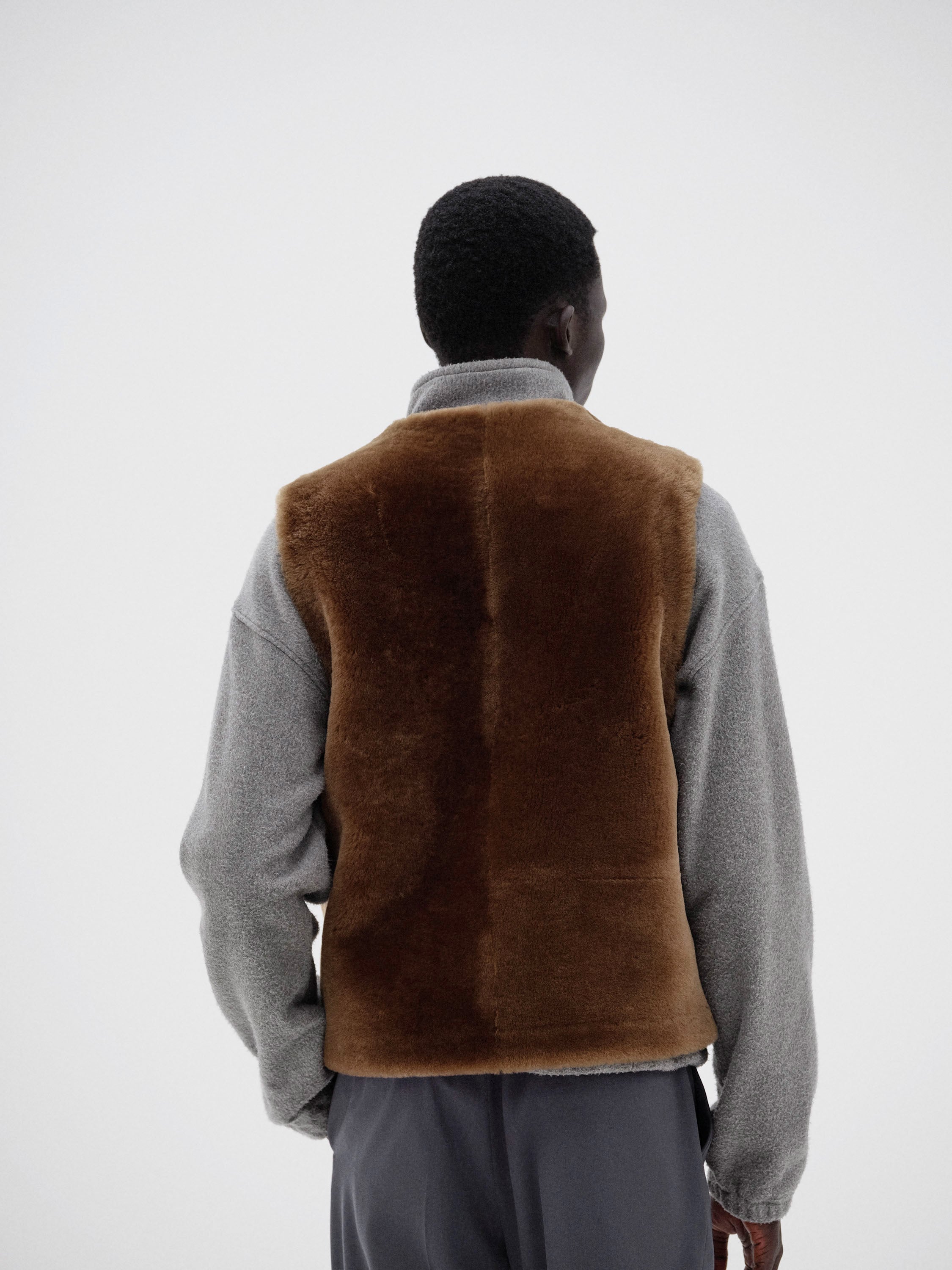 STRAIGHT MERINO MOUTON FUR VEST 詳細画像 BROWN 4