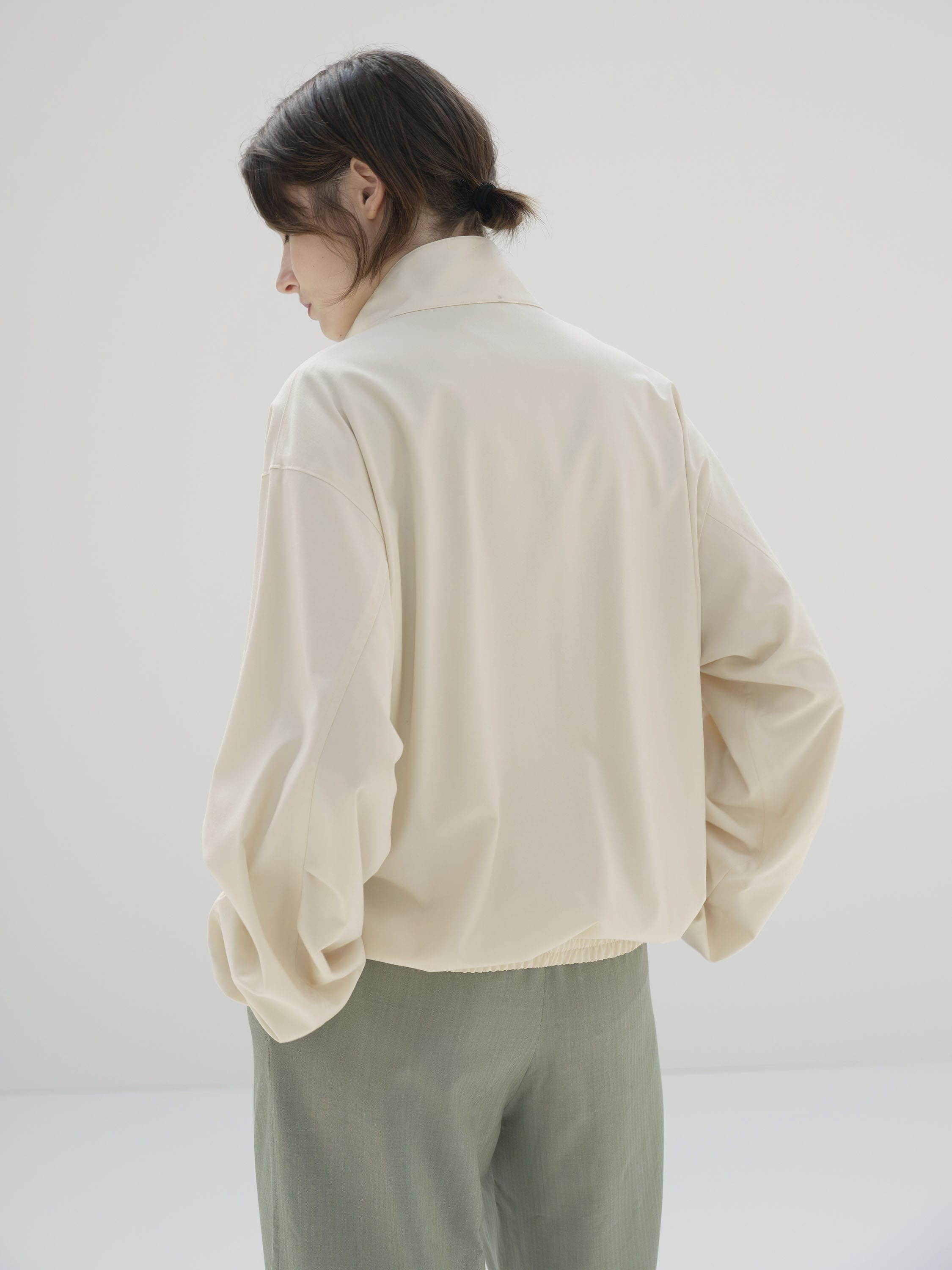 SUPER FINE TROPICAL WOOL ZIP BLOUSON 詳細画像 IVORY 4