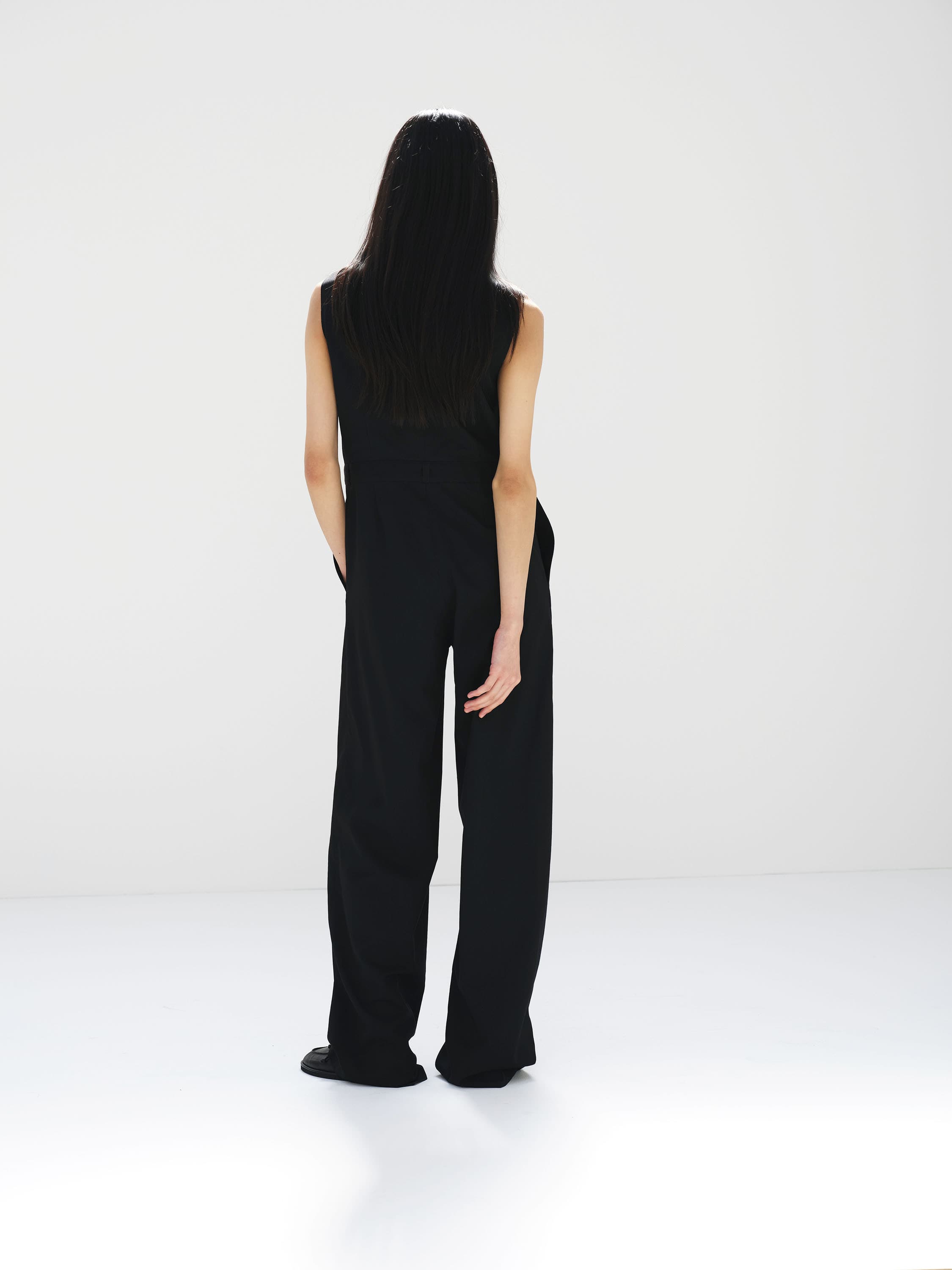 WOOL HERRINGBONE SLEEVELESS JUMPSUIT 詳細画像 BLACK 5