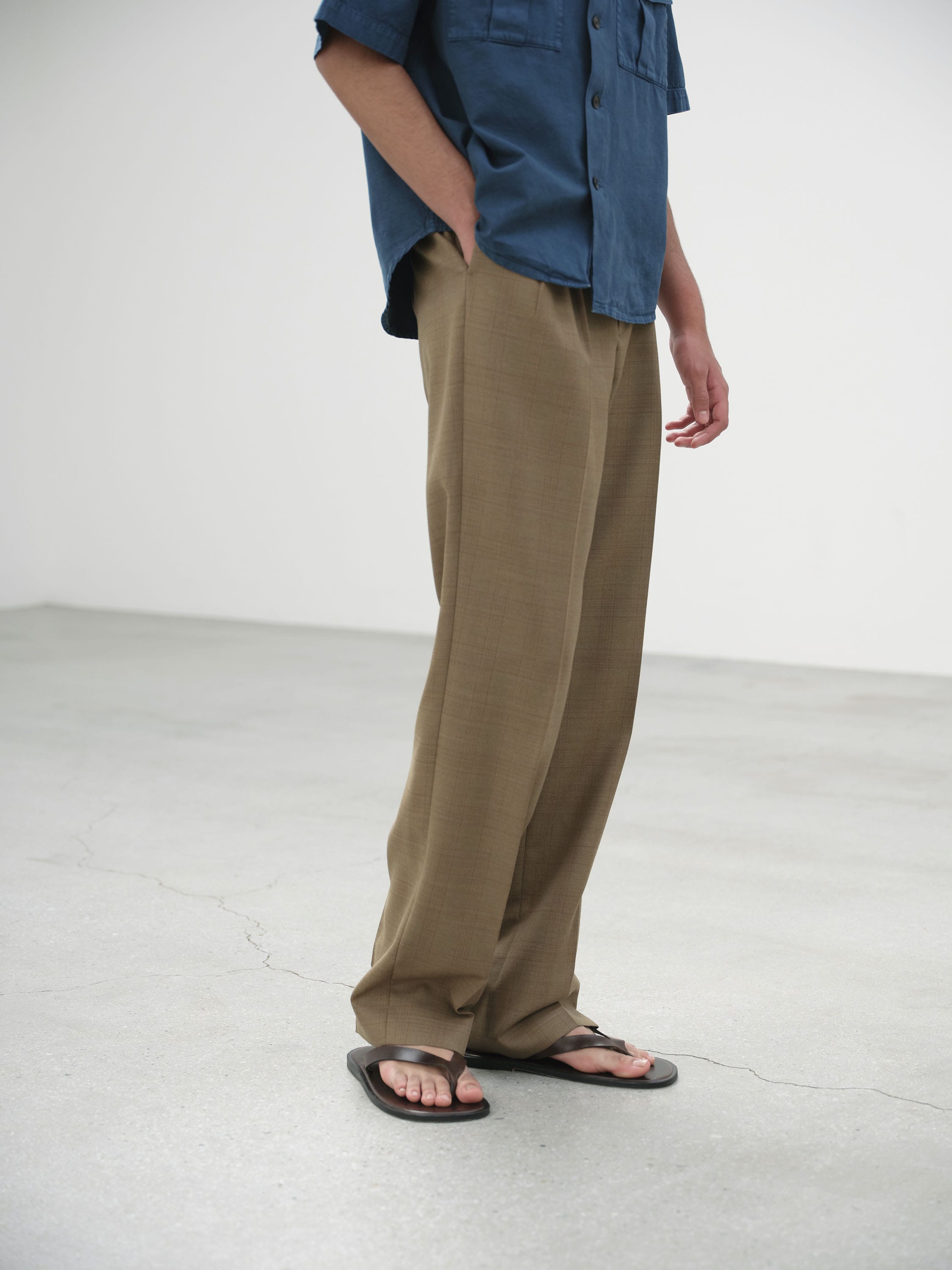 BLUEFACED WOOL TWO-TUCK SLACKS 詳細画像 BROWN CHECK 3