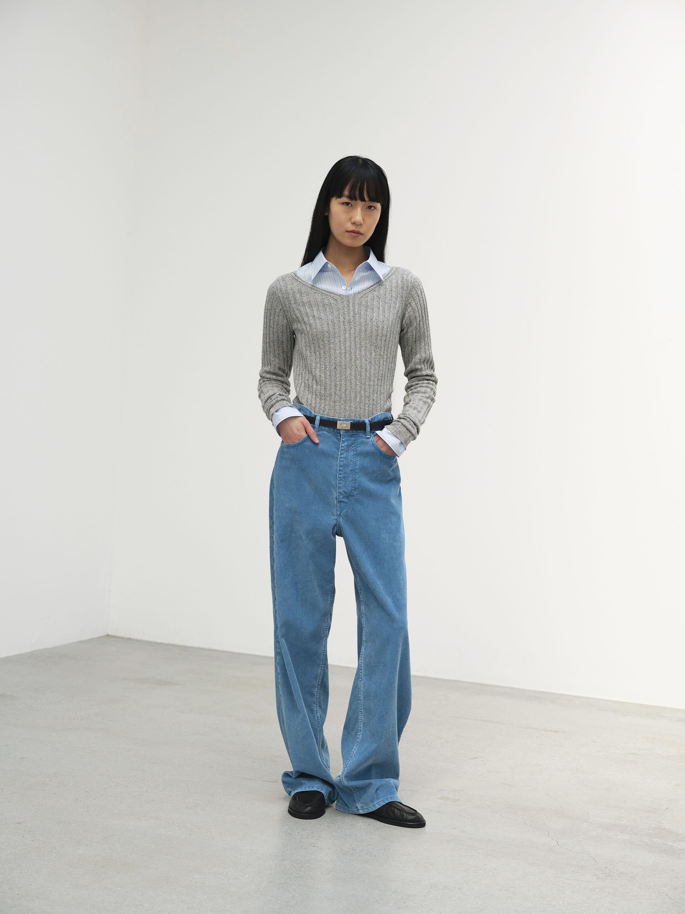 PIGMENT DYE FINX CORDUROY WIDE 5P PANTS 詳細画像 DEEP BLUE 2