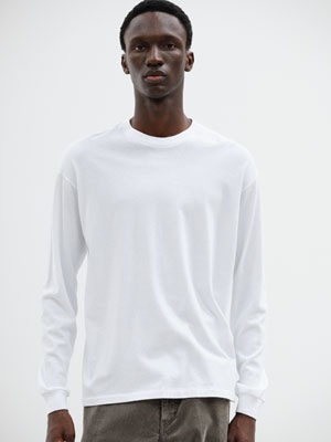SEAMLESS L/S TEE