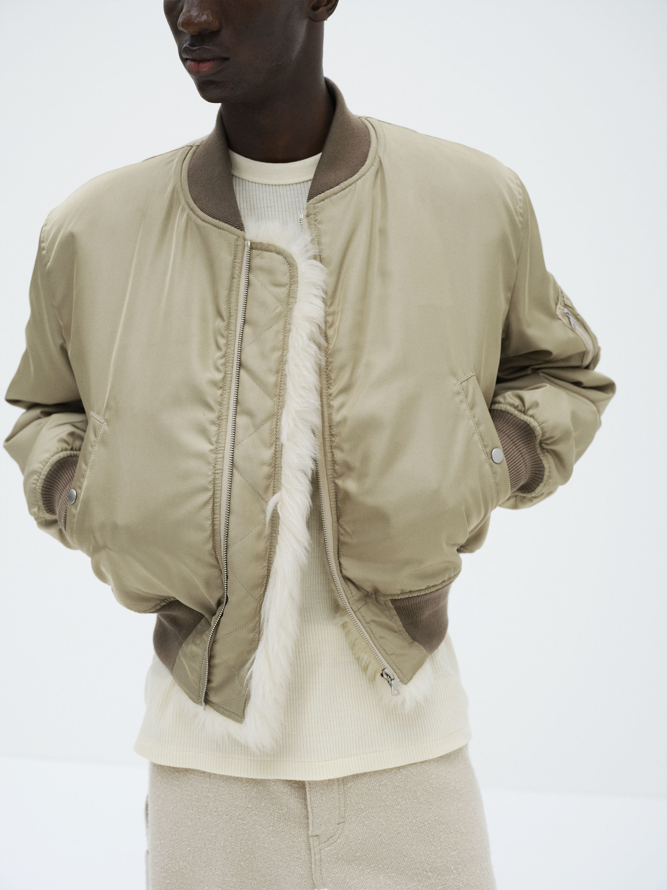 SILK TWILL FLIGHT BLOUSON / MERINO MOUTON LINING 詳細画像 LIGHT KHAKI &times; IVORY BEIGE 2