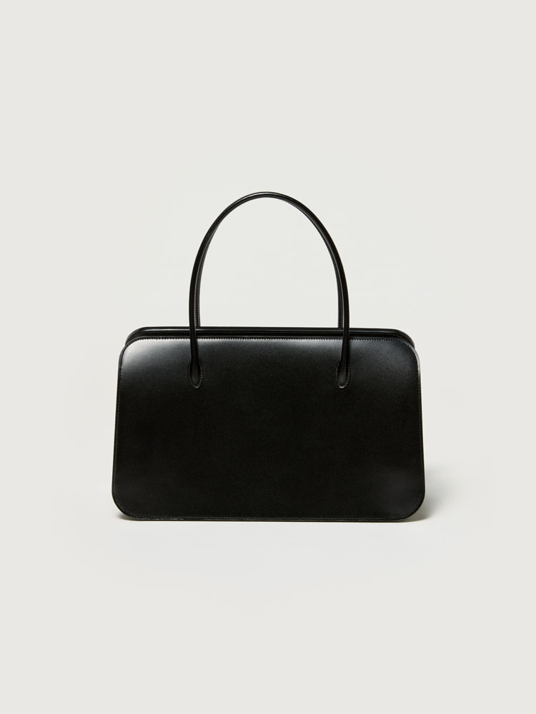 LEATHER TOTE BAG - M MADE BY AETA - AURALEE Official Website