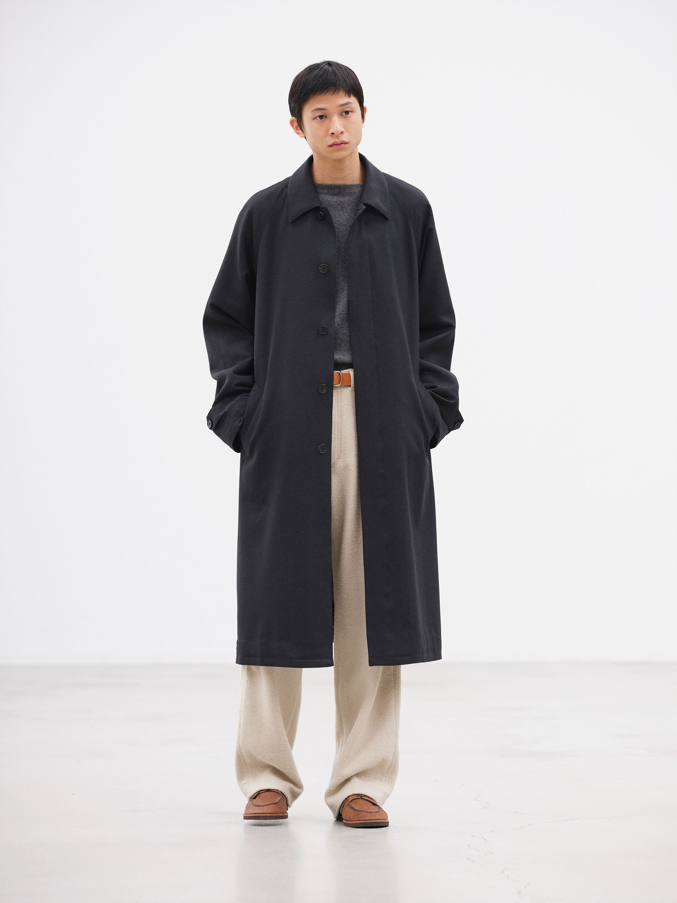 ULTERIOR コート COMOLI AURALEE YOKE stein ULTRA FINE WOOL TWILL WOOL-LINED COAT - AURALEE Official Website