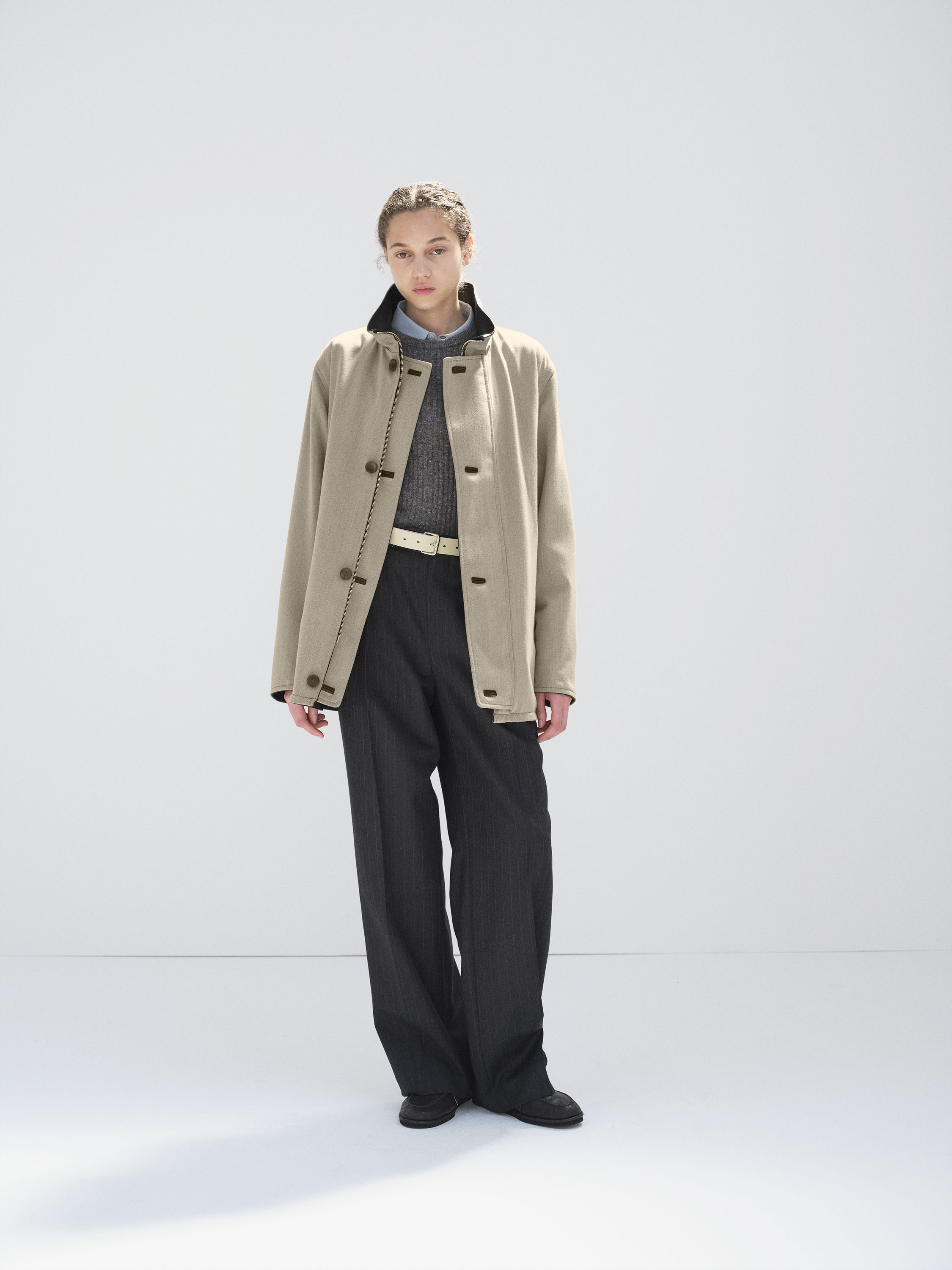 REVERSIBLE WOOL TWISTED TWILL / SHEEP LEATHER HALF COAT 詳細画像 KHAKI BEIGE CHAMBRAY &times; BLACK 2