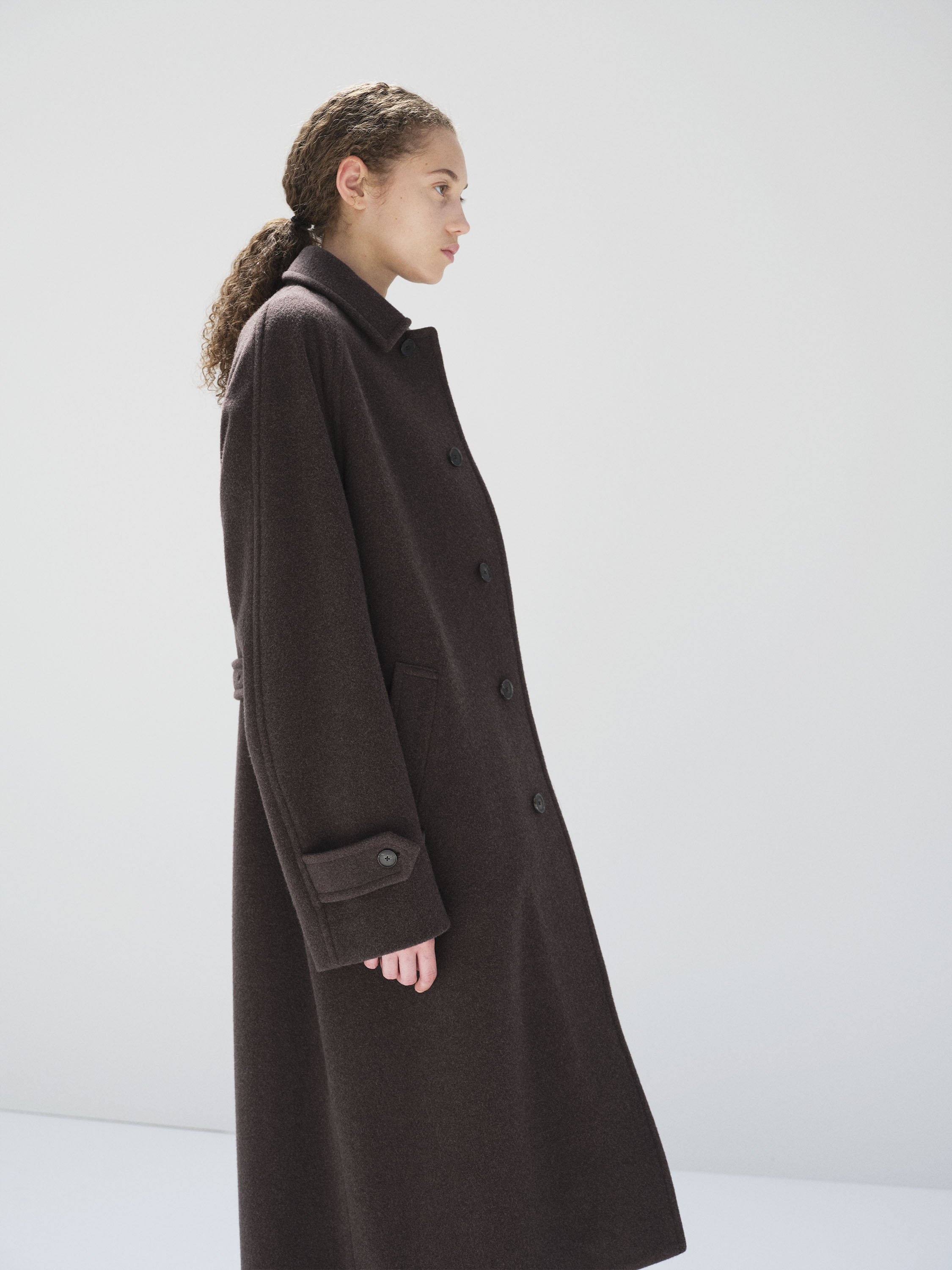 SUPER FINE WOOL MOSSER SOUTIEN COLLAR COAT - AURALEE Official Website