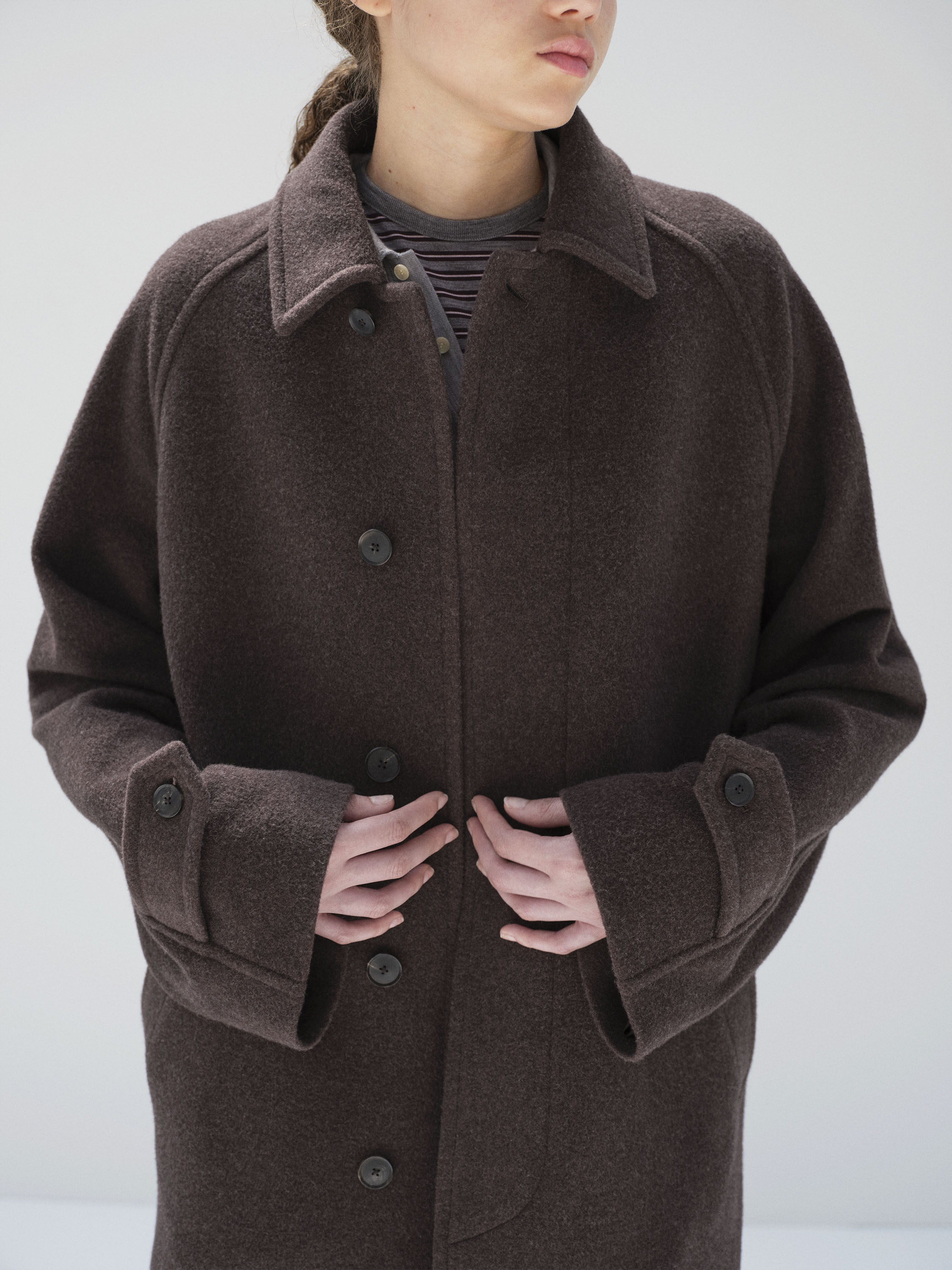 SUPER FINE WOOL MOSSER SOUTIEN COLLAR COAT - AURALEE Official Website