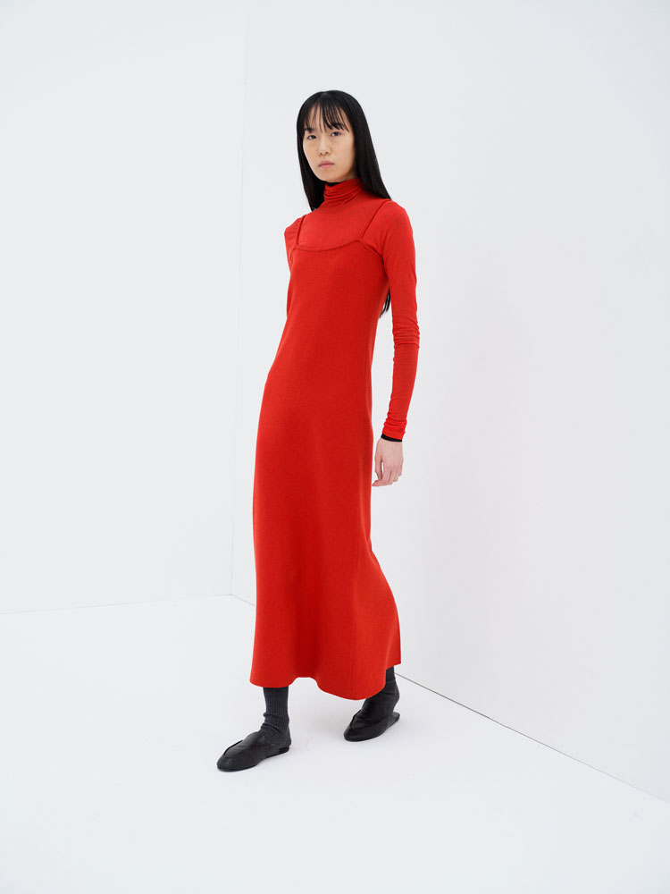 SMOOTH FULLED WOOL KNIT DRESS