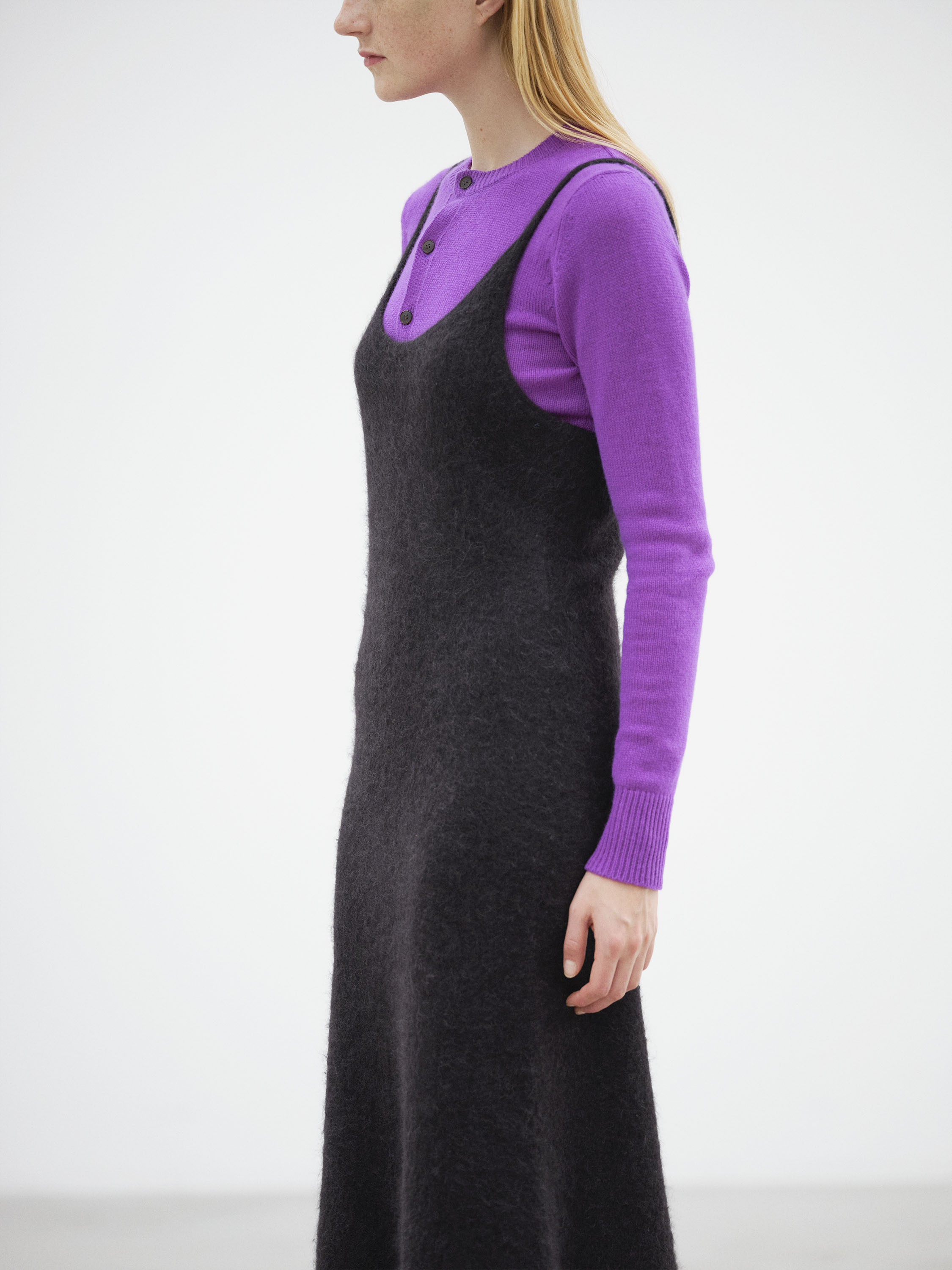 GARMENT-DYED BABY ALPACA FUR KNIT DRESS 詳細画像 BLACK 3