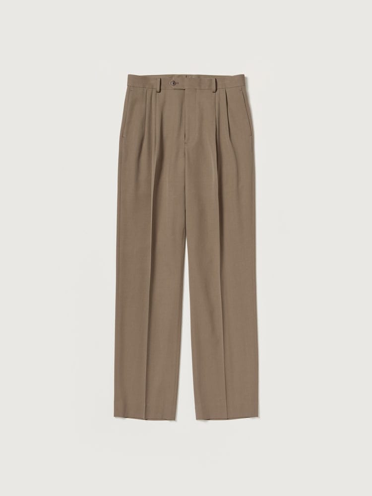 LIGHT WOOL MAX GABARDINE TWO-TUCK SLACKS - AURALEE Official Website