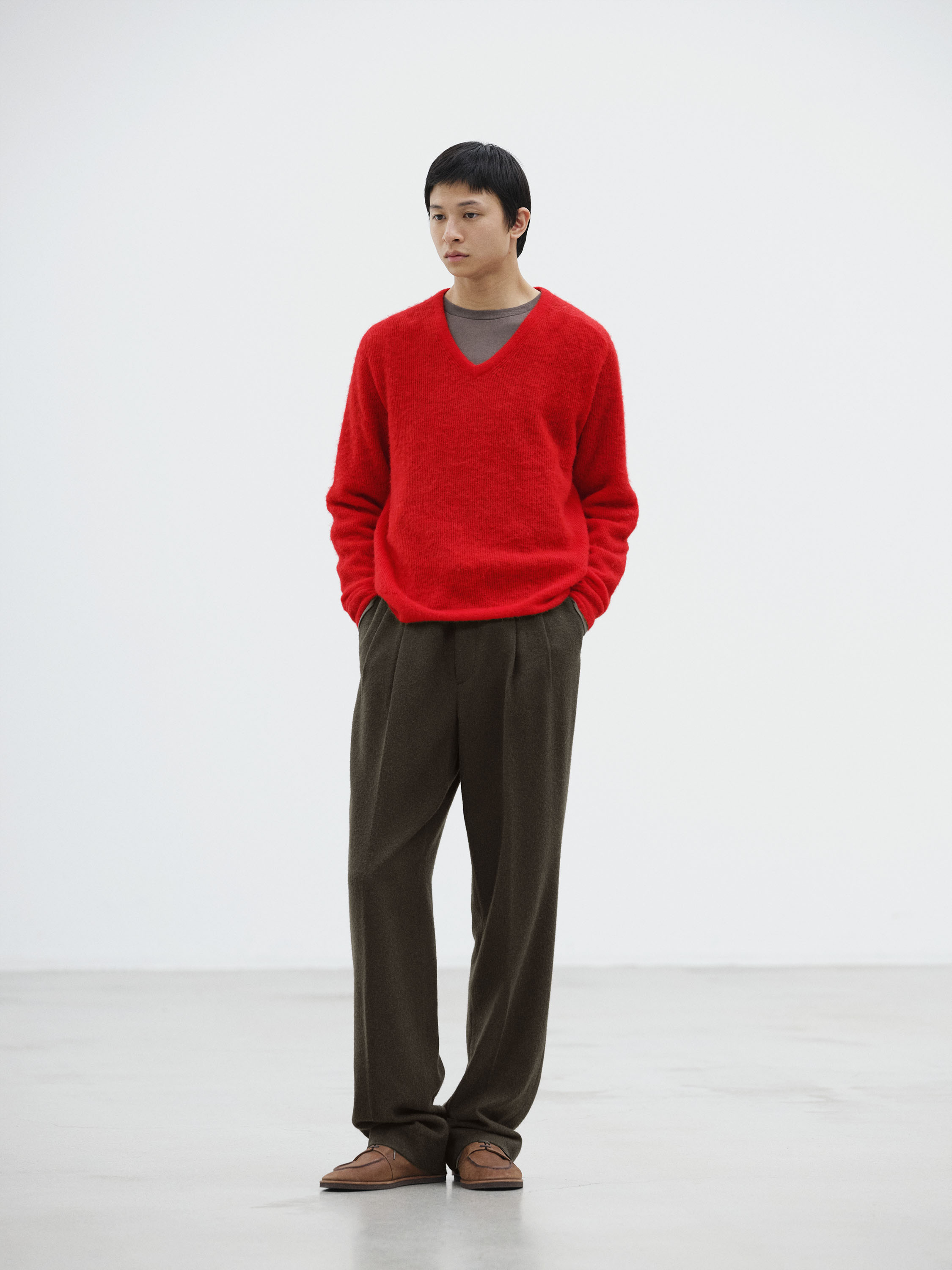 BABY CAMEL FLANNEL TWO-TUCK SLACKS - AURALEE Official Website
