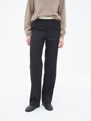 LIGHT WOOL MAX GABARDINE SLACKS