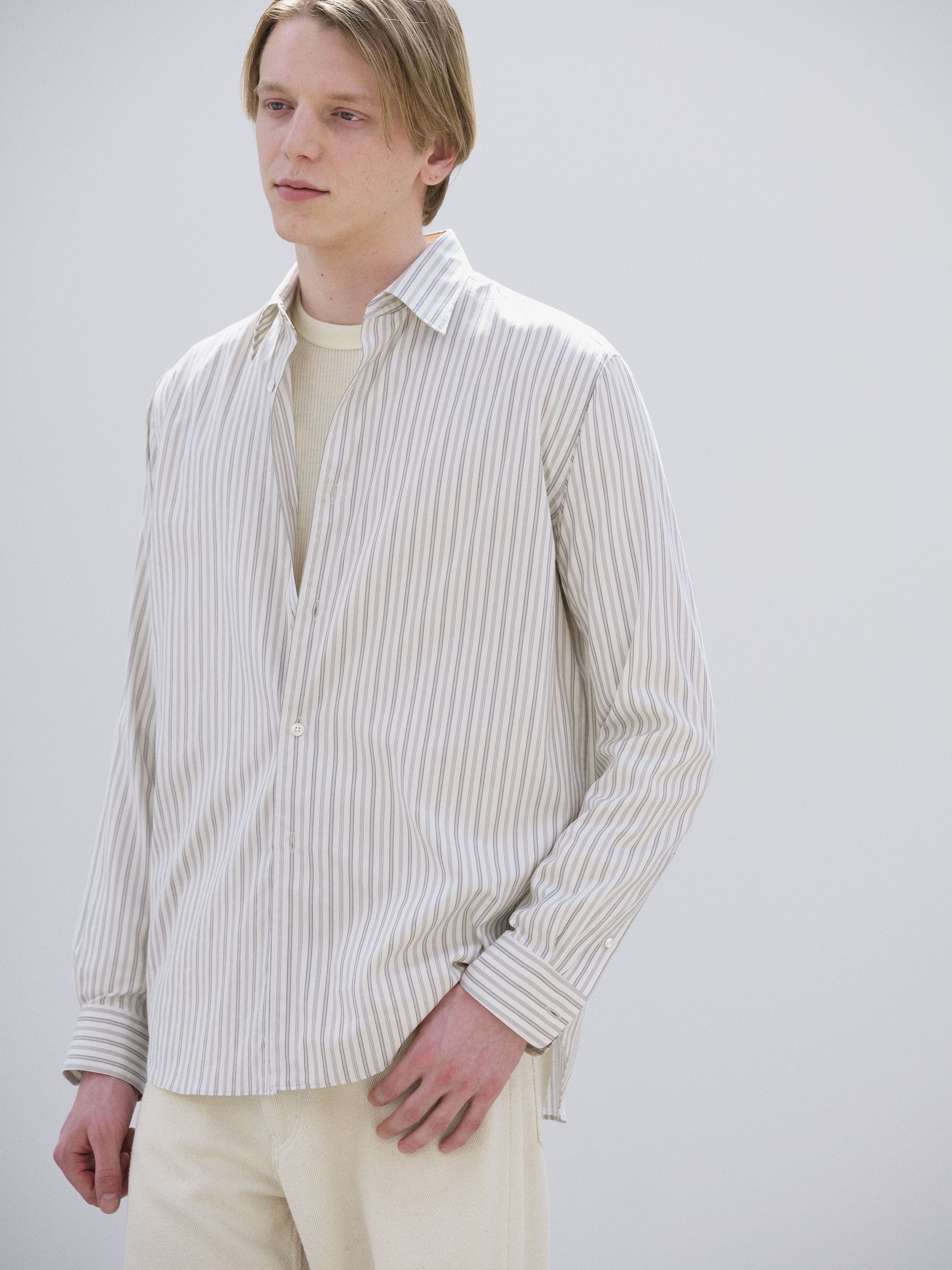 COTTON SILK STRIPE SHIRT 詳細画像 LIGHT GRAY STRIPE 2