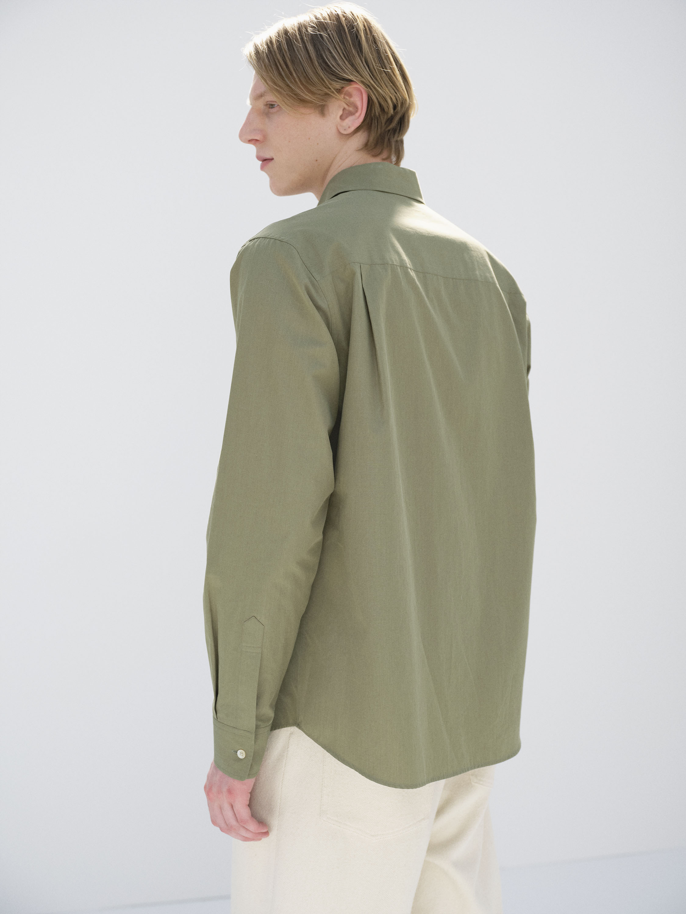 FINX LIGHT WEATHER CHAMBRAY SHIRT 詳細画像 OLIVE BROWN CHAMBRAY 3
