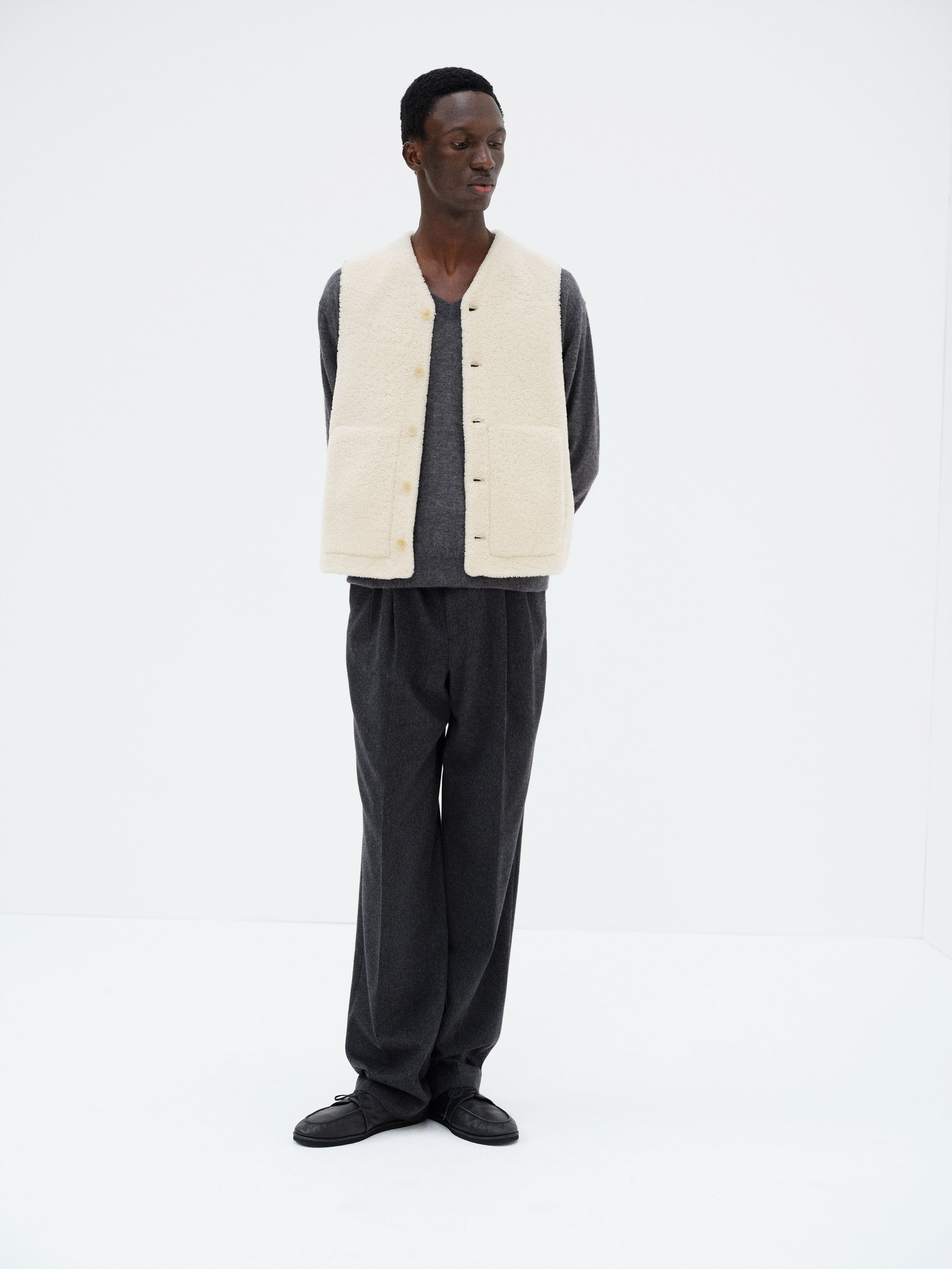 MERINO MOUTON VEST 詳細画像 IVORY LIME 1