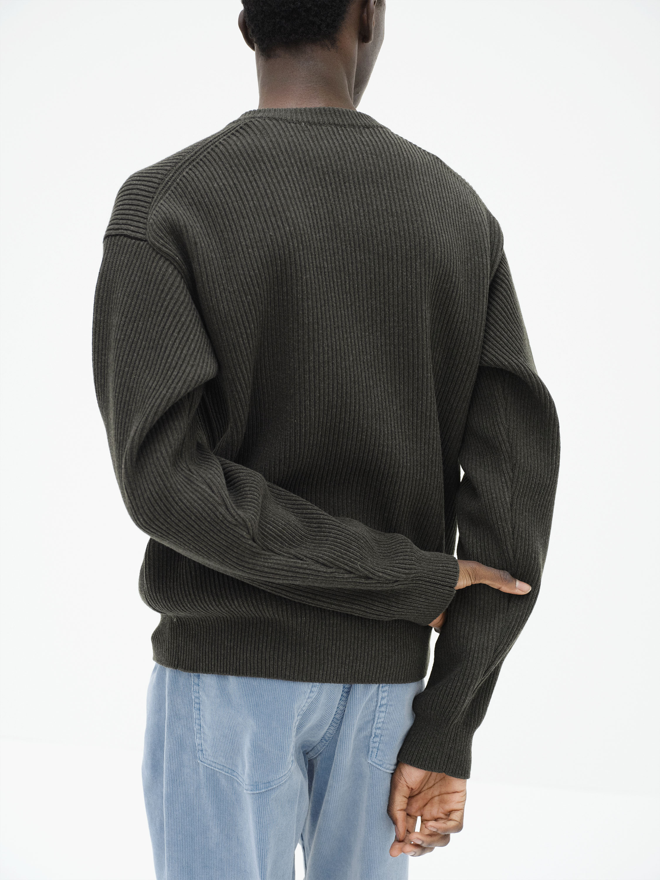 SUPER FINE WOOL RIB KNIT V-NECK P/O 詳細画像 TOP DARK OLIVE 3
