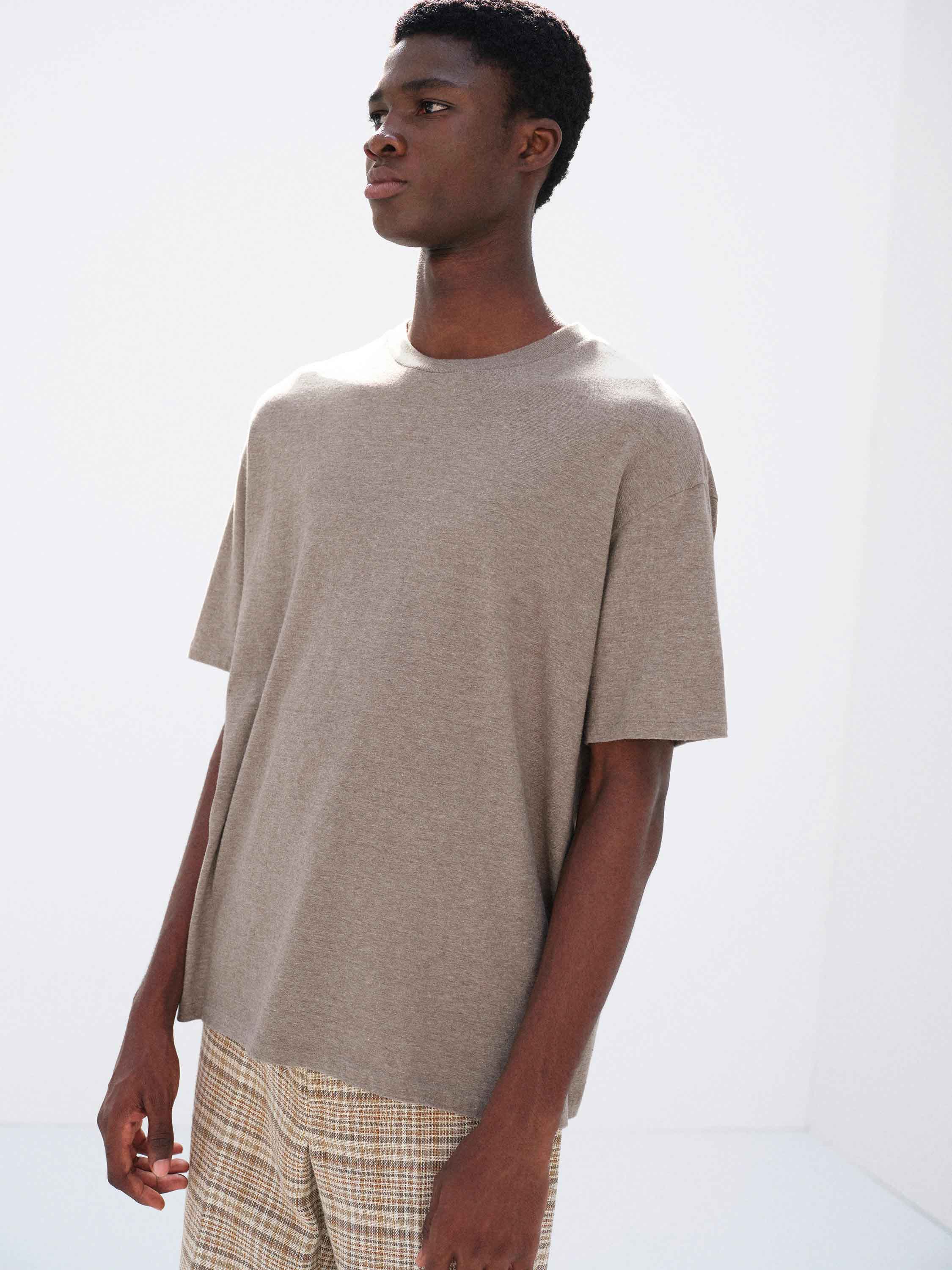 SEAMLESS CREW NECK TEE 詳細画像 TOP BROWN 2