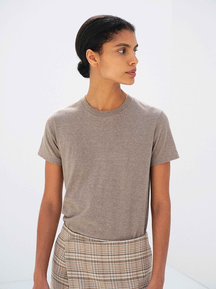 SEAMLESS CREW NECK TEE