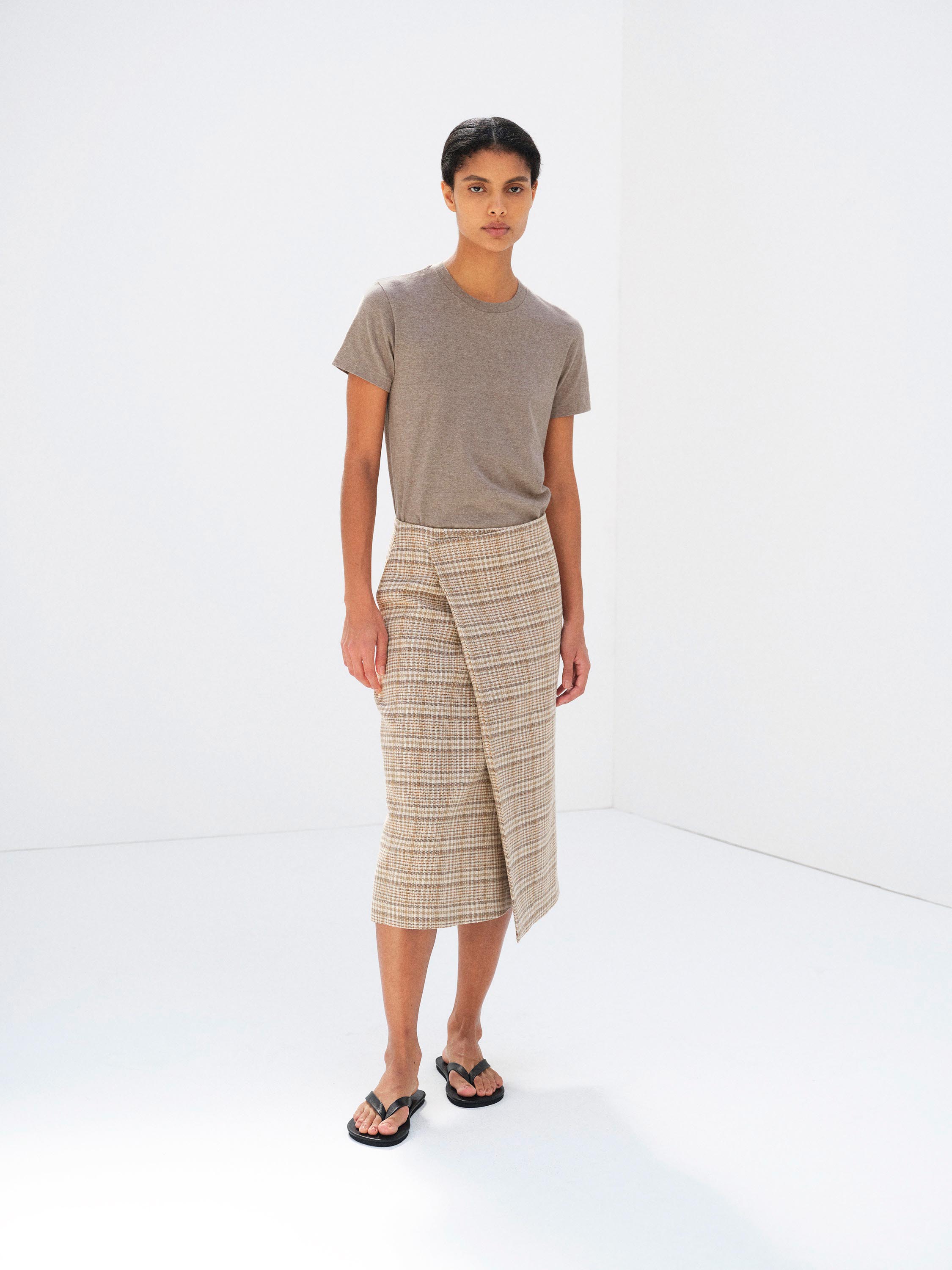 SEAMLESS CREW NECK TEE 詳細画像 TOP BROWN 2