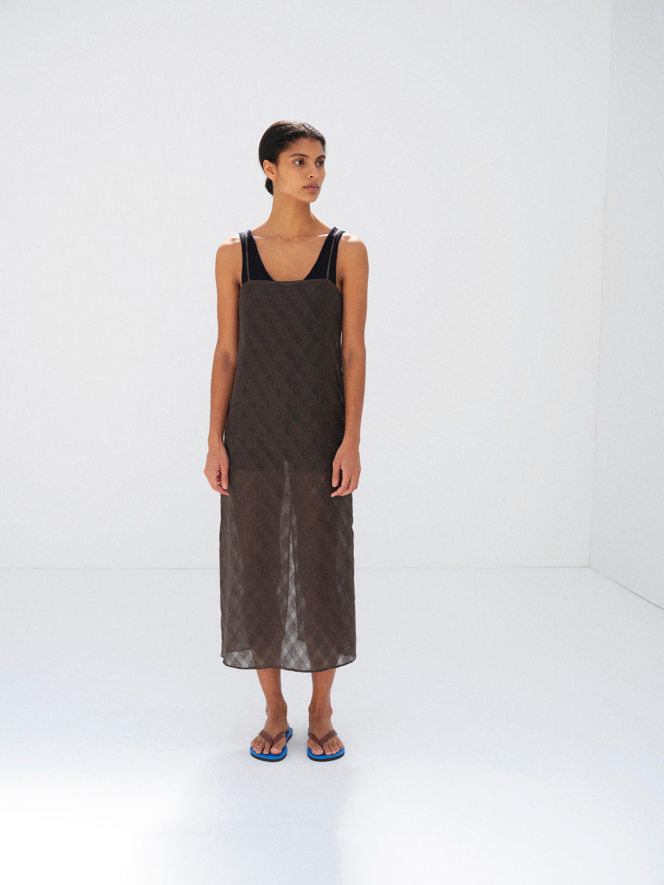 SHEER SILK COTTON CUT JACQUARD CAMISOLE DRESS 詳細画像 DARK BROWN 1