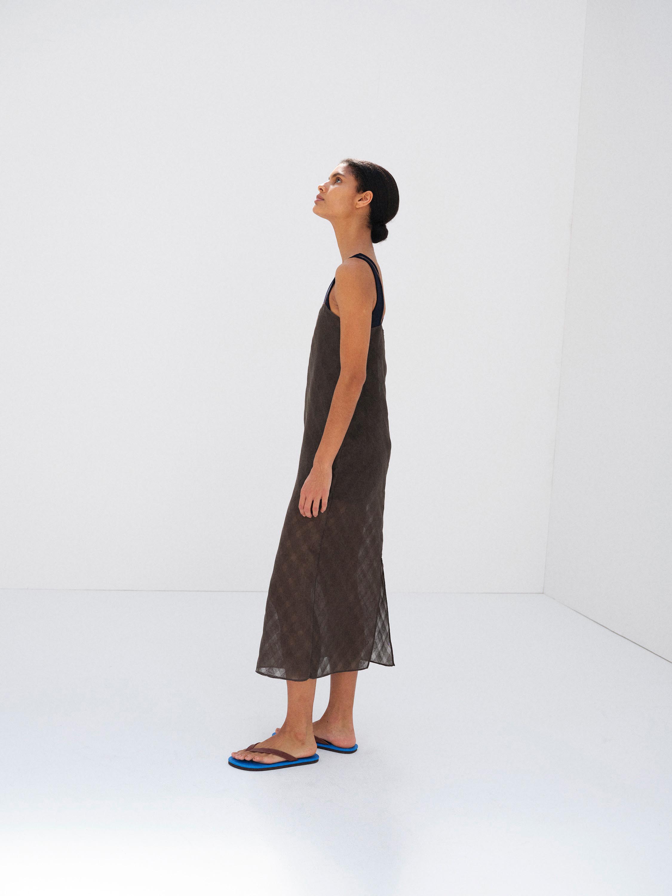 SHEER SILK COTTON CUT JACQUARD CAMISOLE DRESS 詳細画像 DARK BROWN 2