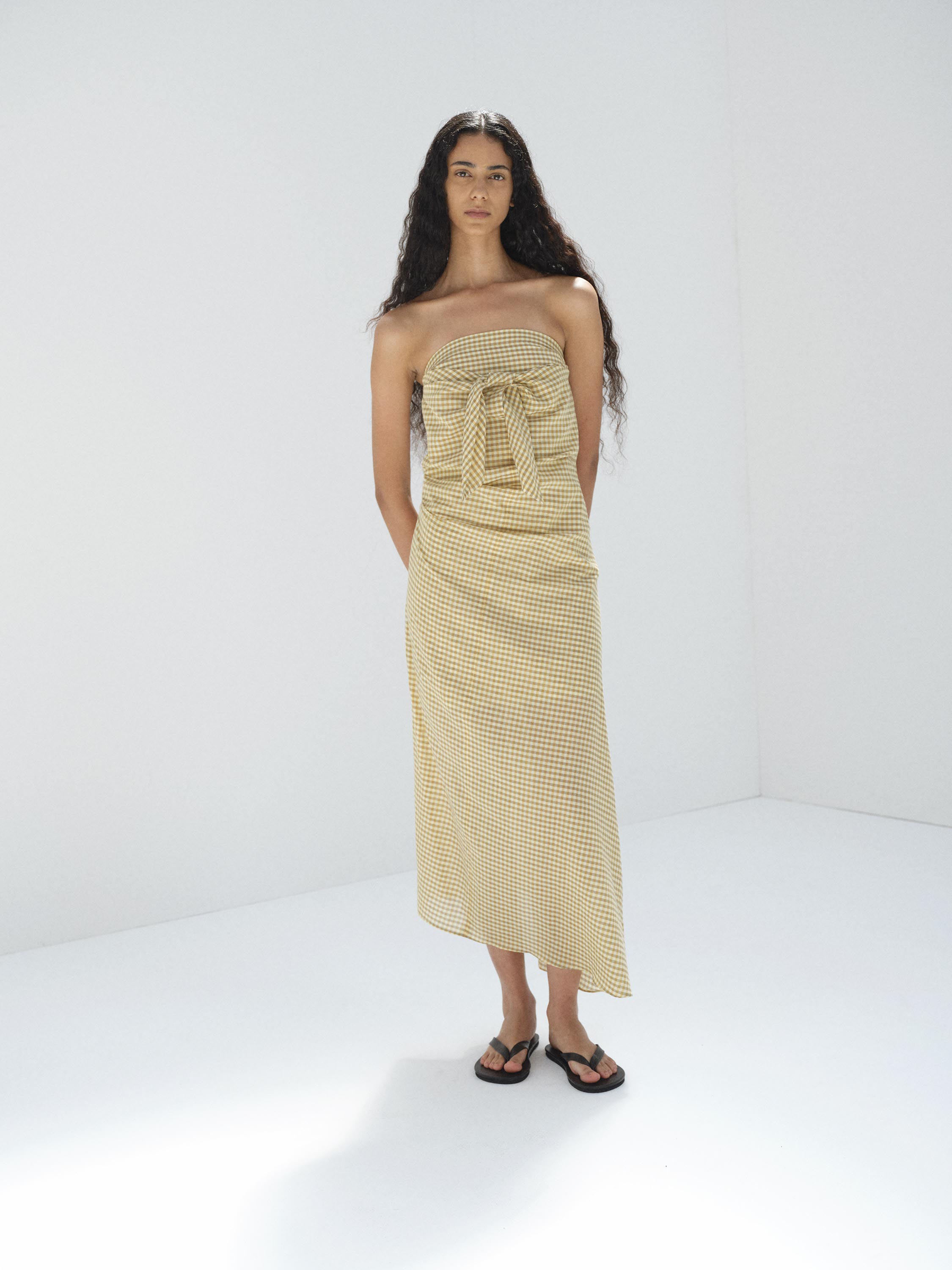 AIRY LIGHT COTTON CHECK STRAPLESS DRESS