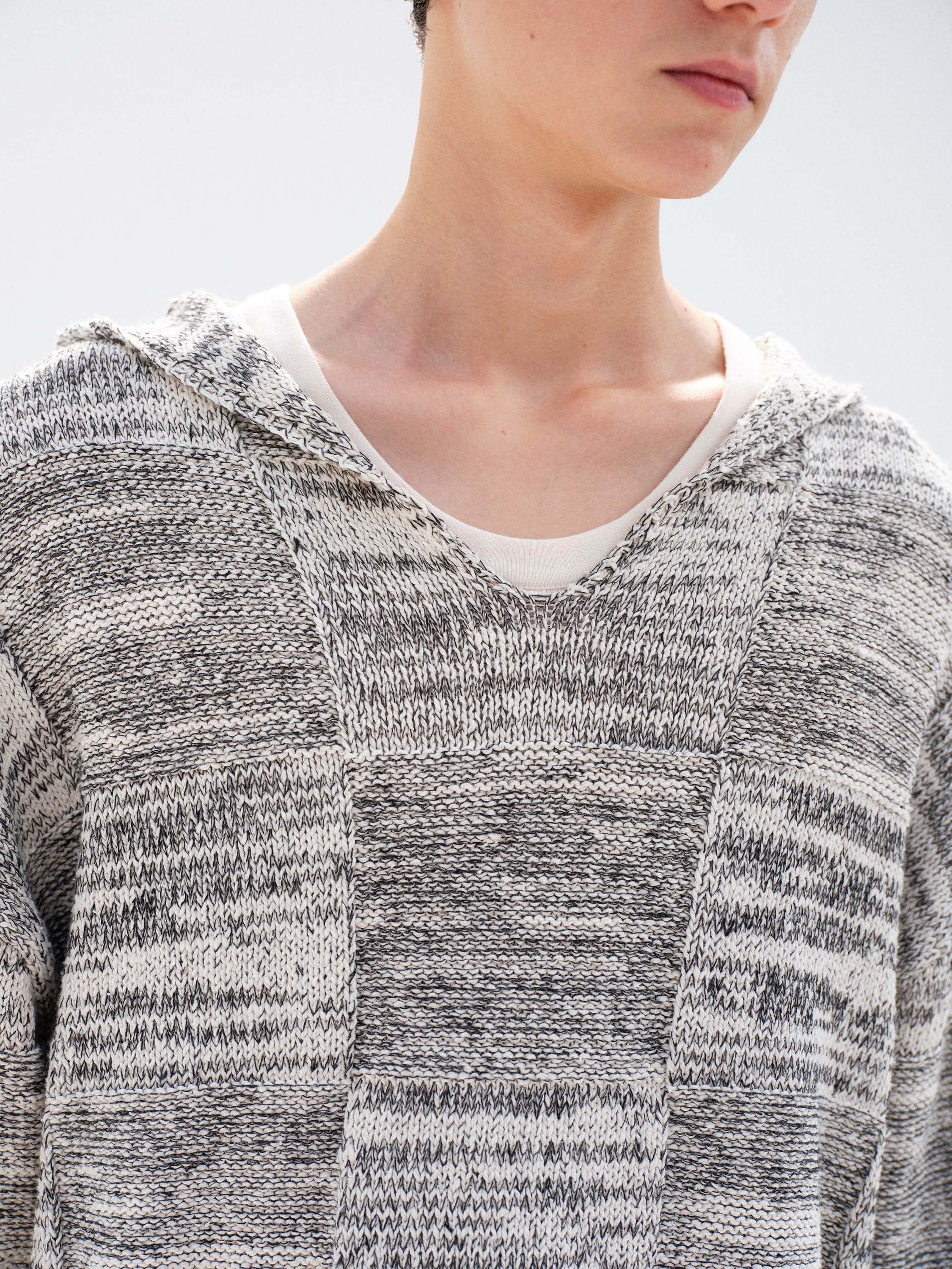 STRUCTURED COTTON LINEN PANEL KNIT P/O PARKA 詳細画像 OFF WHITE &times; BLACK 3