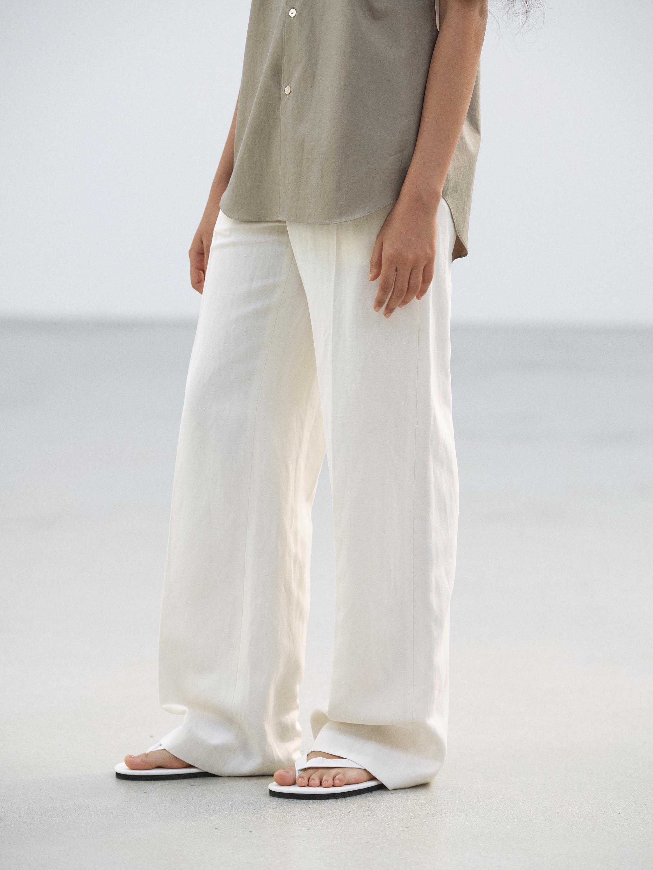 HIGH-TWIST WOOL LINEN TWILL SLACKS 詳細画像 OFF WHITE 3