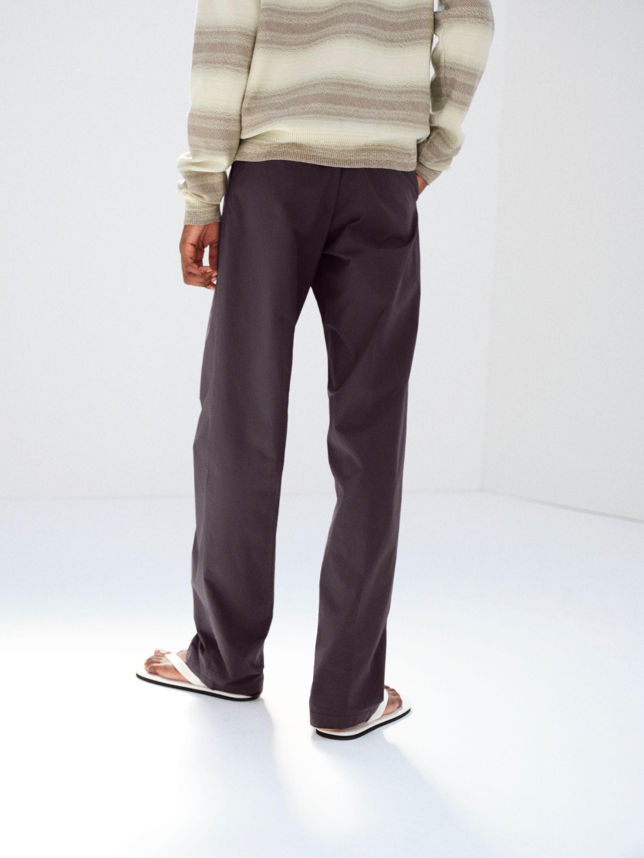 GARMENT-DYED FINX SHUTTLE WEATHER ONE-TUCK SLACKS 詳細画像 DARK BROWN 5